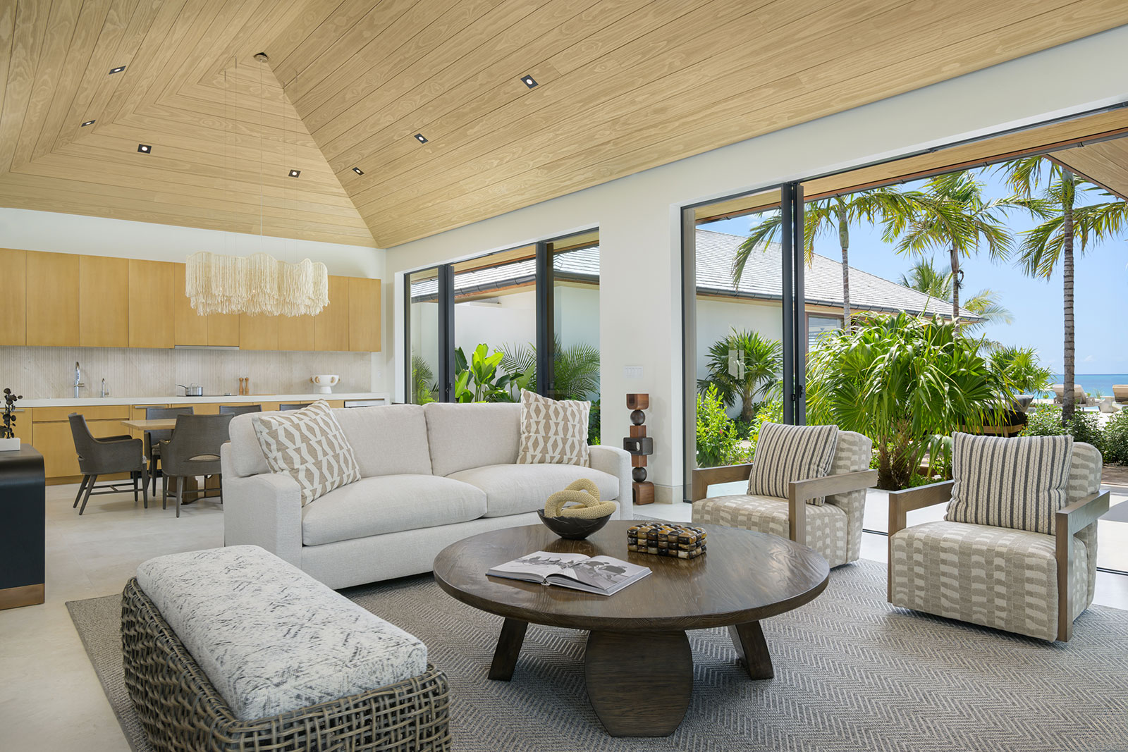 Maya_Luxe_Luxury_Villas_Experiences_Turks_and_Caicos_Footprints_8