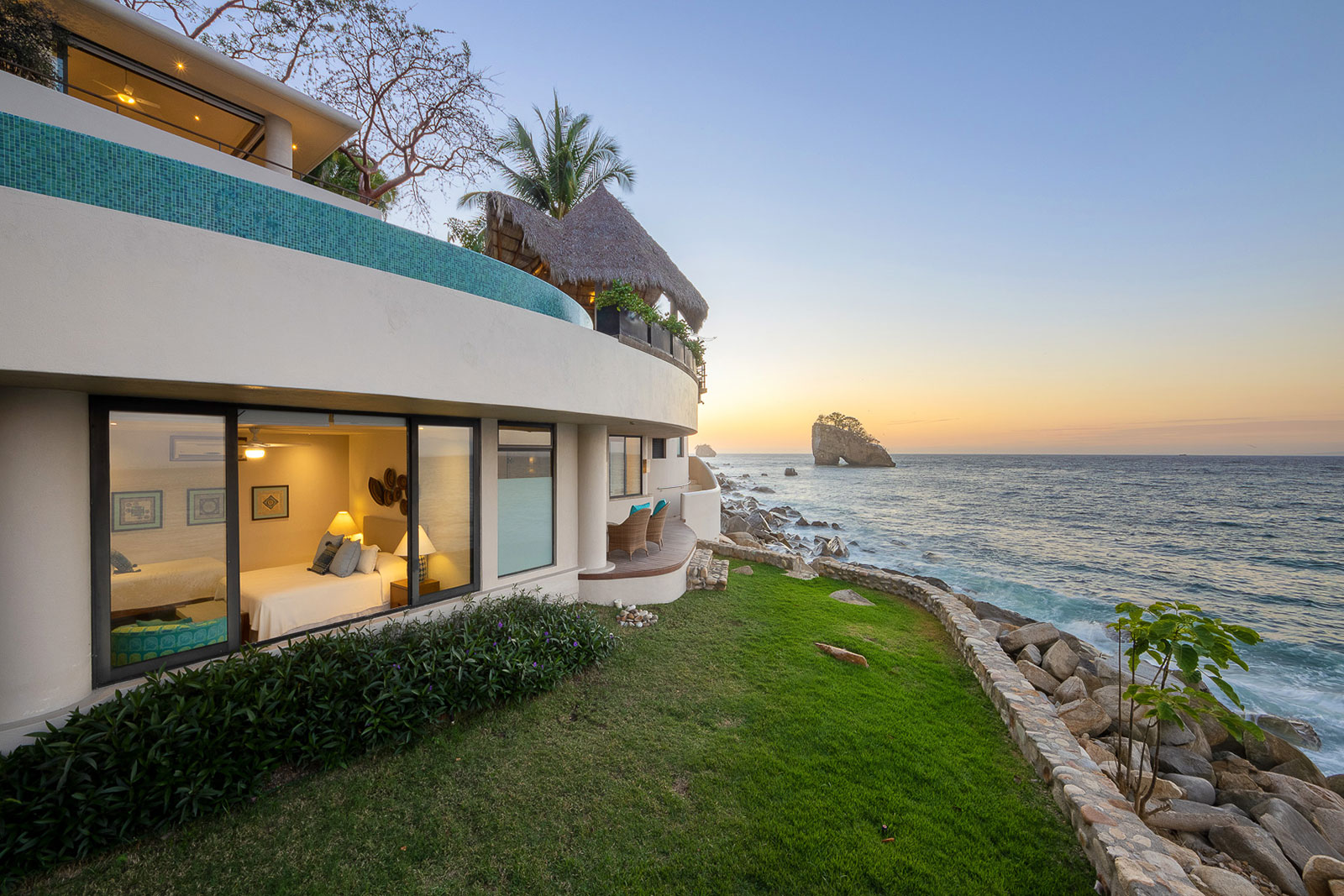 Maya_Luxe_Luxury_Villas_Experiences_Puerto_Vallarta_Casa_Pena_del_Mar_46