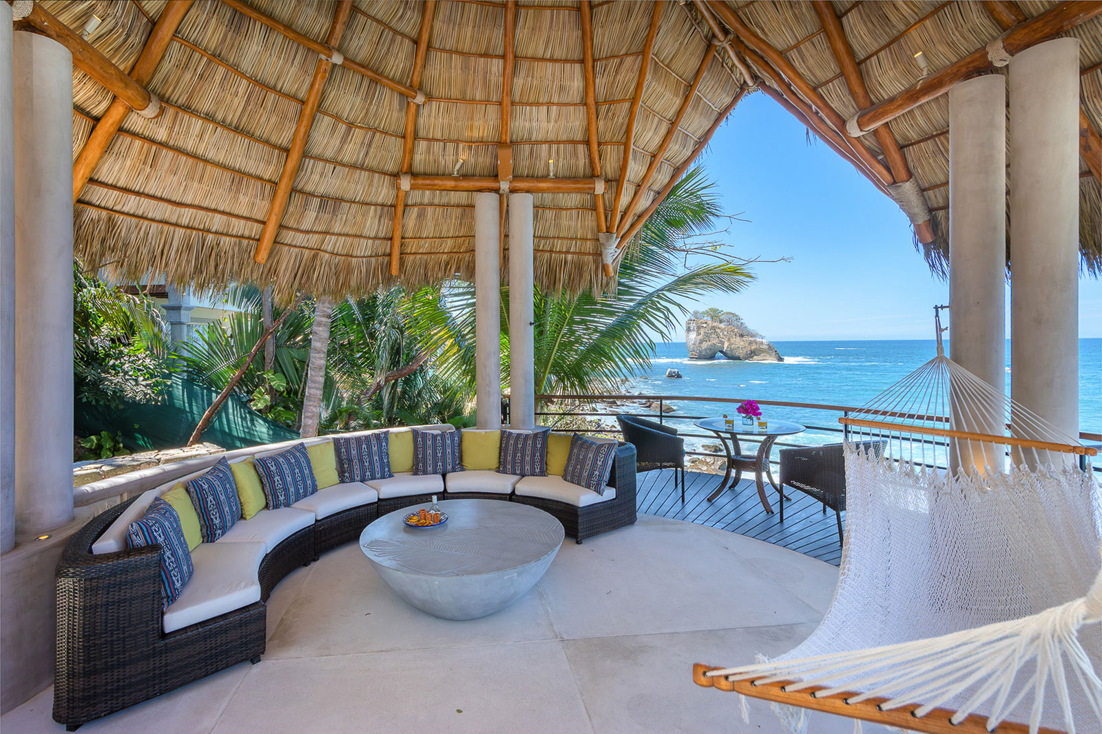 Maya_Luxe_Luxury_Villas_Experiences_Puerto_Vallarta_Casa_Pena_del_Mar_8