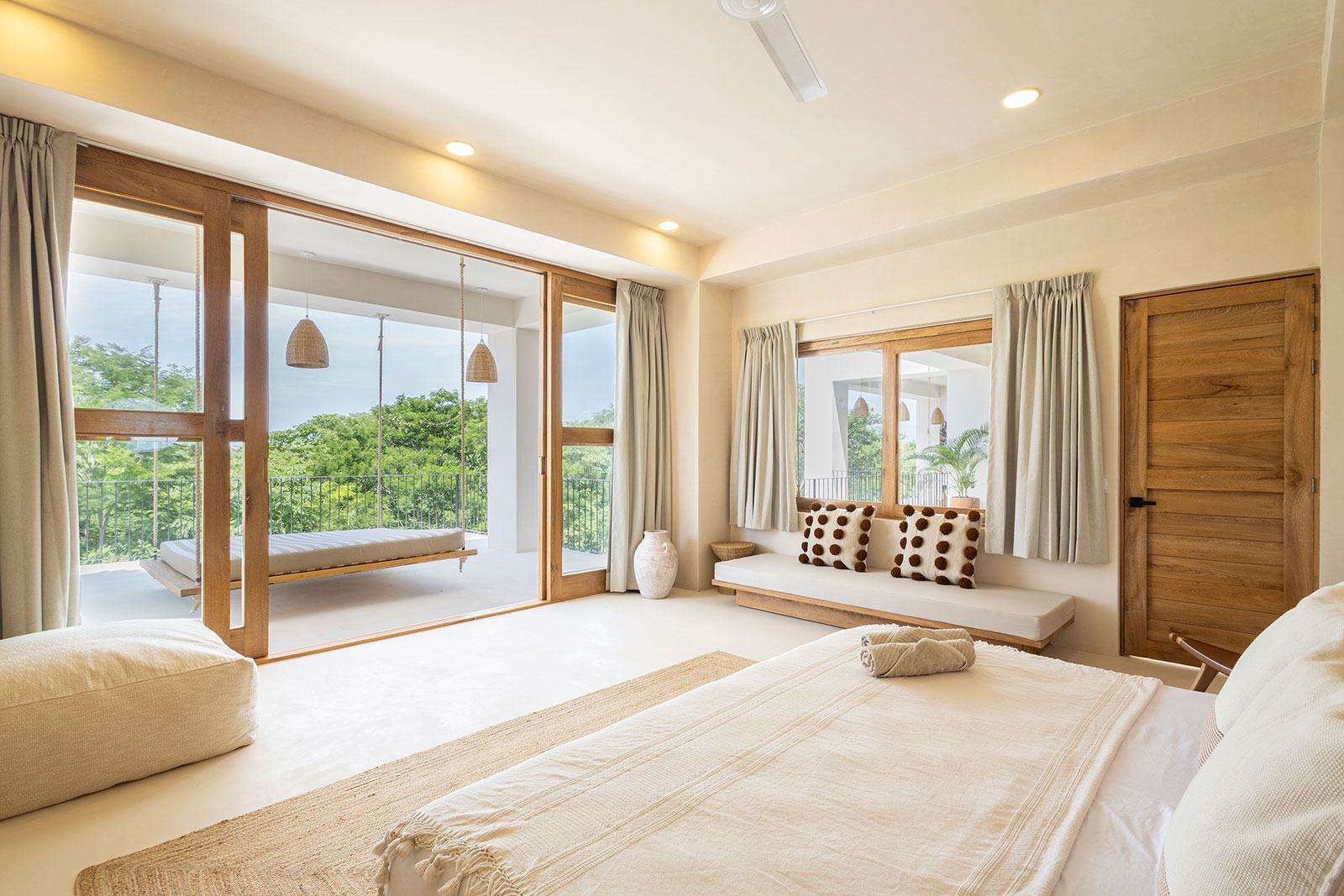 Oaxaca_Luxe_Luxury_Villas_Experiences_Puerto_Escondido_Casa_Taco_Champagne_19
