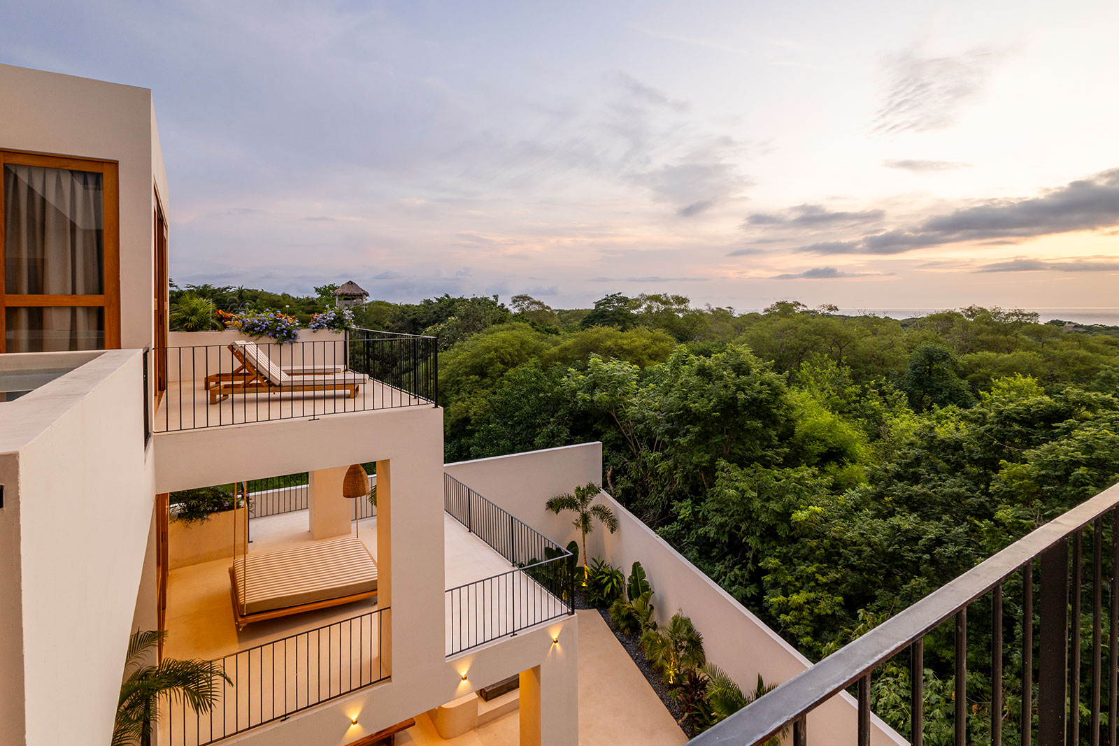 Oaxaca_Luxe_Luxury_Villas_Experiences_Puerto_Escondido_Casa_Taco_Champagne_41