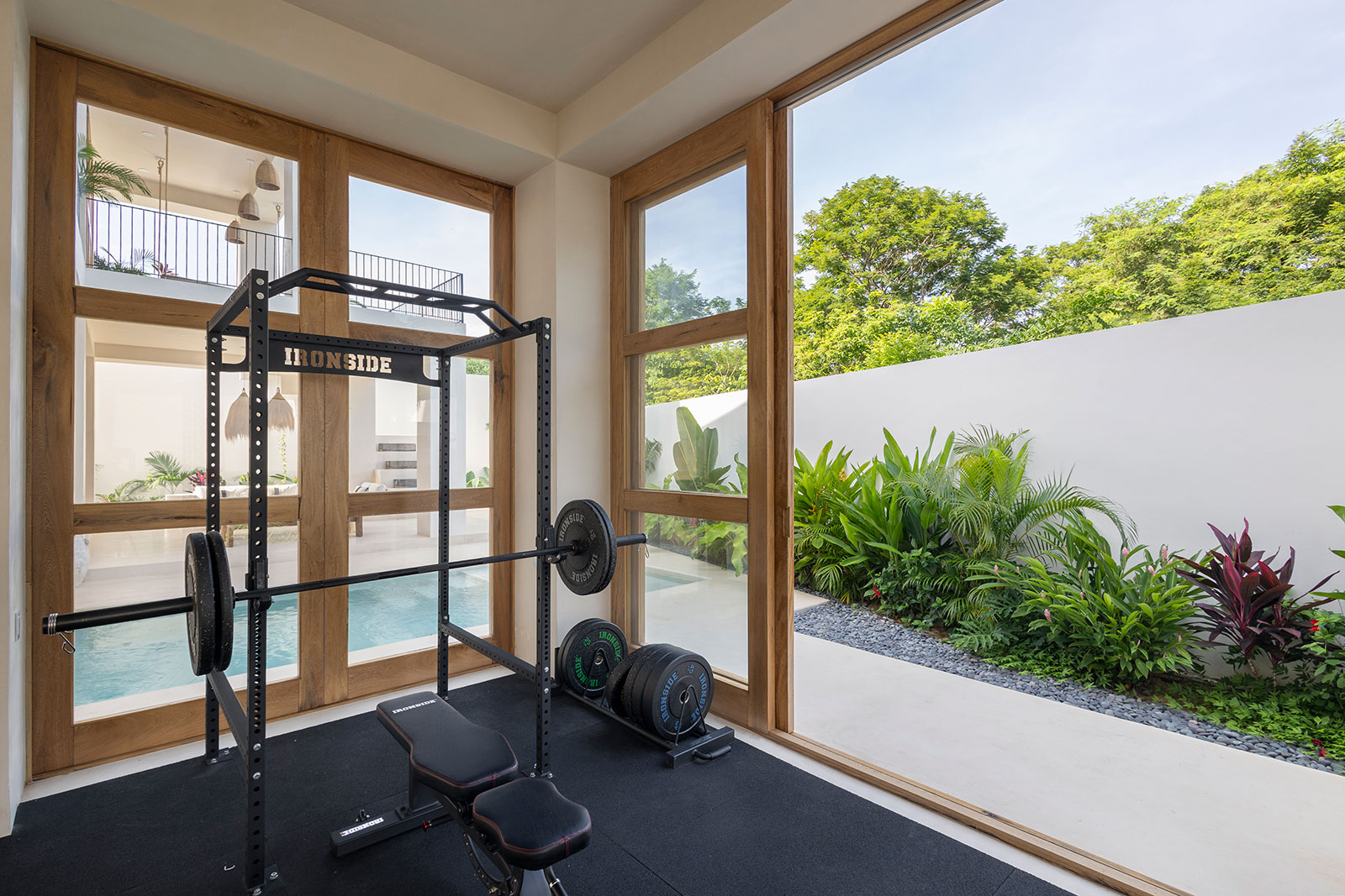 Oaxaca_Luxe_Luxury_Villas_Experiences_Puerto_Escondido_Casa_Taco_Champagne_9.3