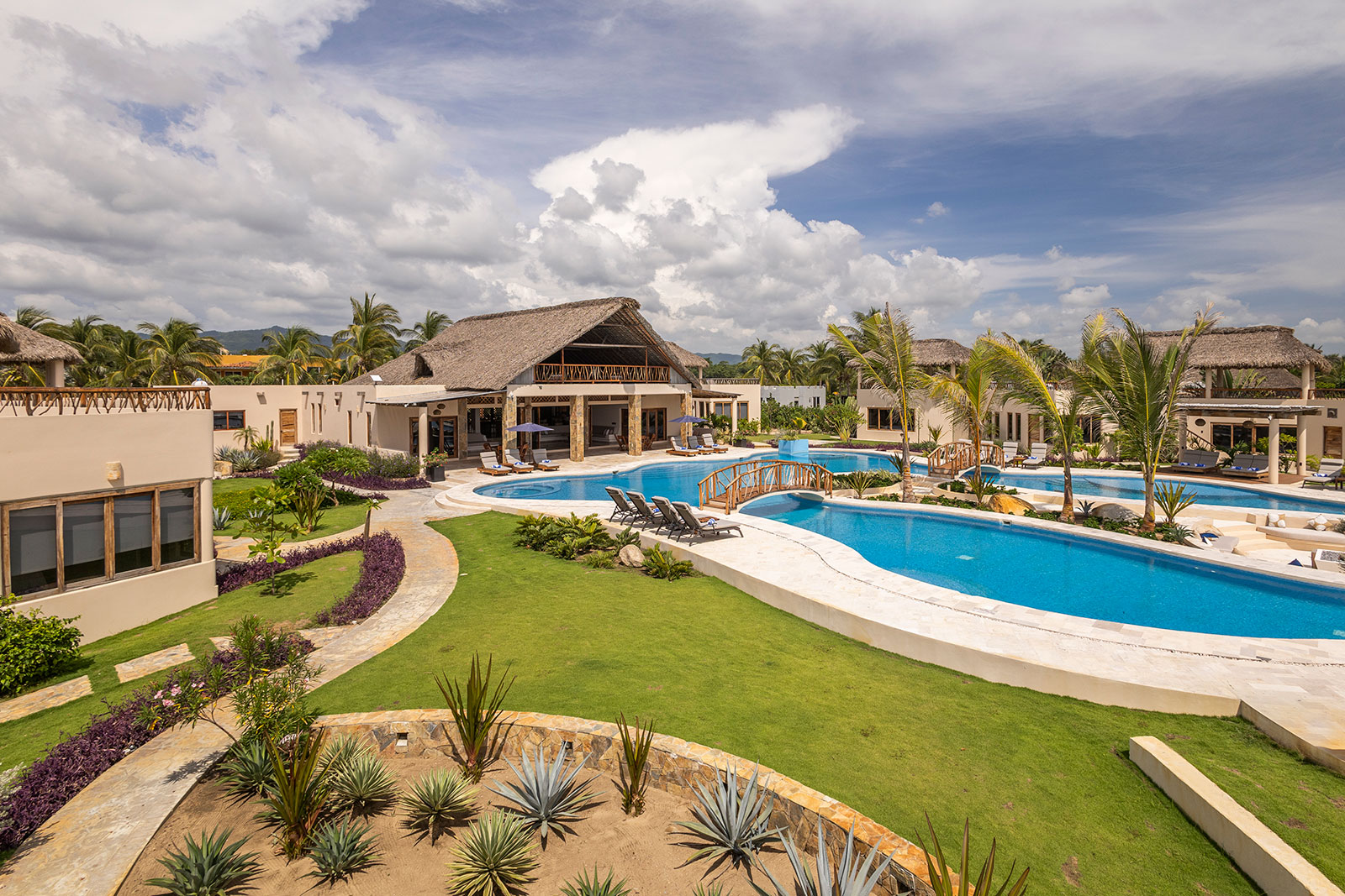 Oaxaca_Luxe_Luxury_Villas_Experiences_Puerto_Escondido_Isla_Neptuno_10