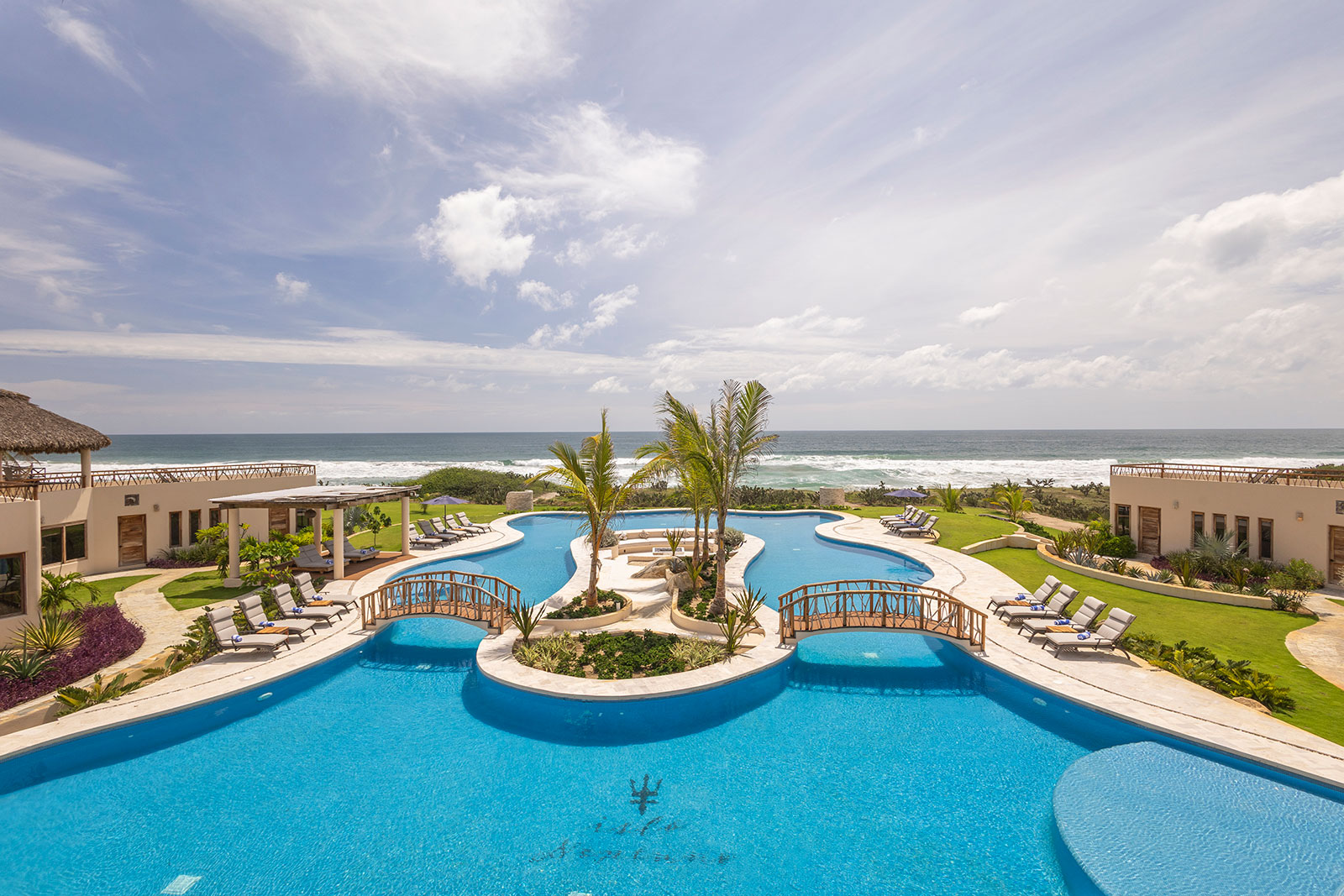 Oaxaca_Luxe_Luxury_Villas_Experiences_Puerto_Escondido_Isla_Neptuno_2.1