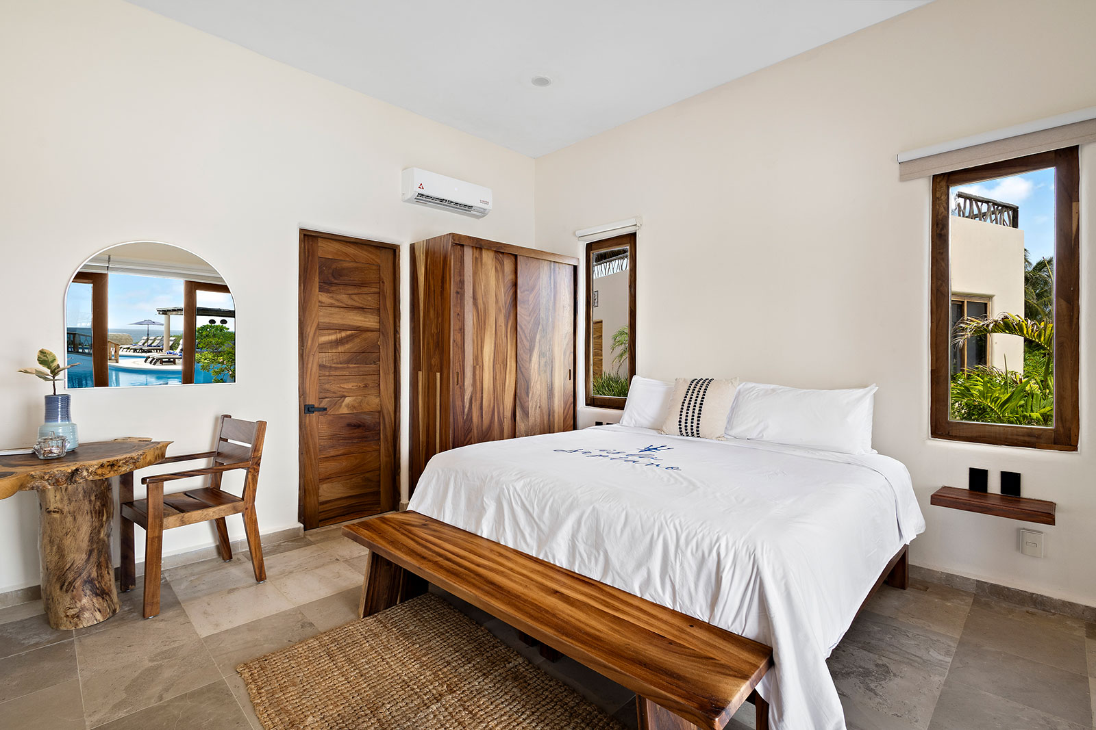 Oaxaca_Luxe_Luxury_Villas_Experiences_Puerto_Escondido_Isla_Neptuno_22