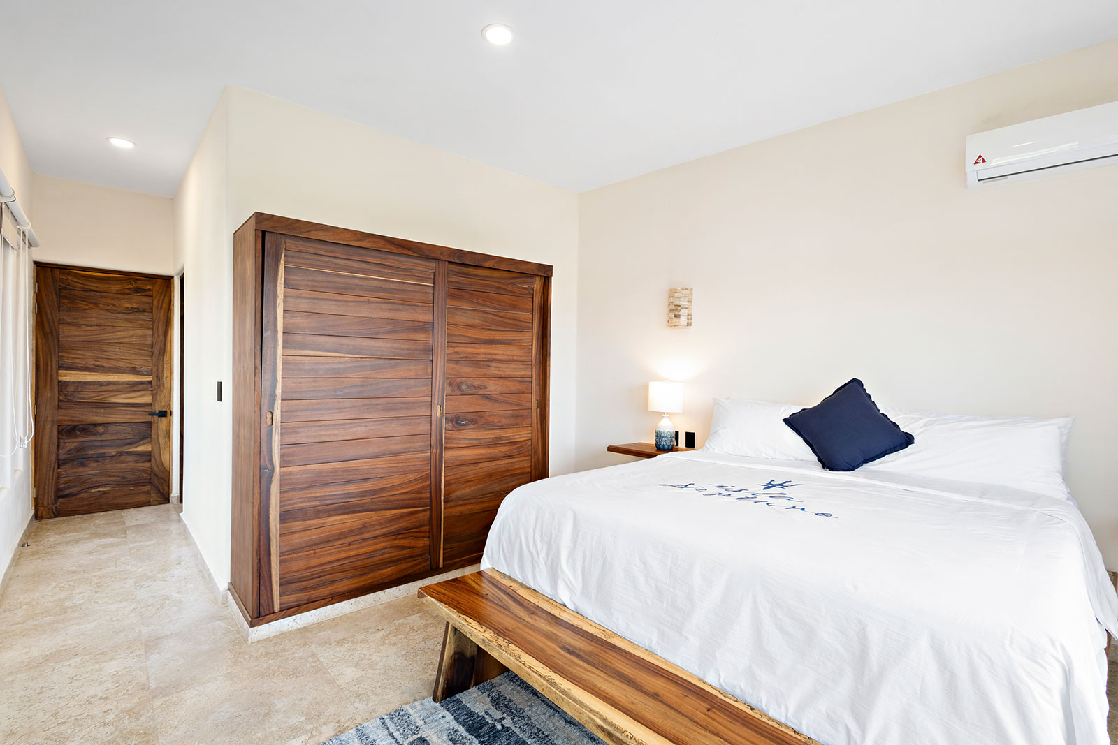 Oaxaca_Luxe_Luxury_Villas_Experiences_Puerto_Escondido_Isla_Neptuno_35.3