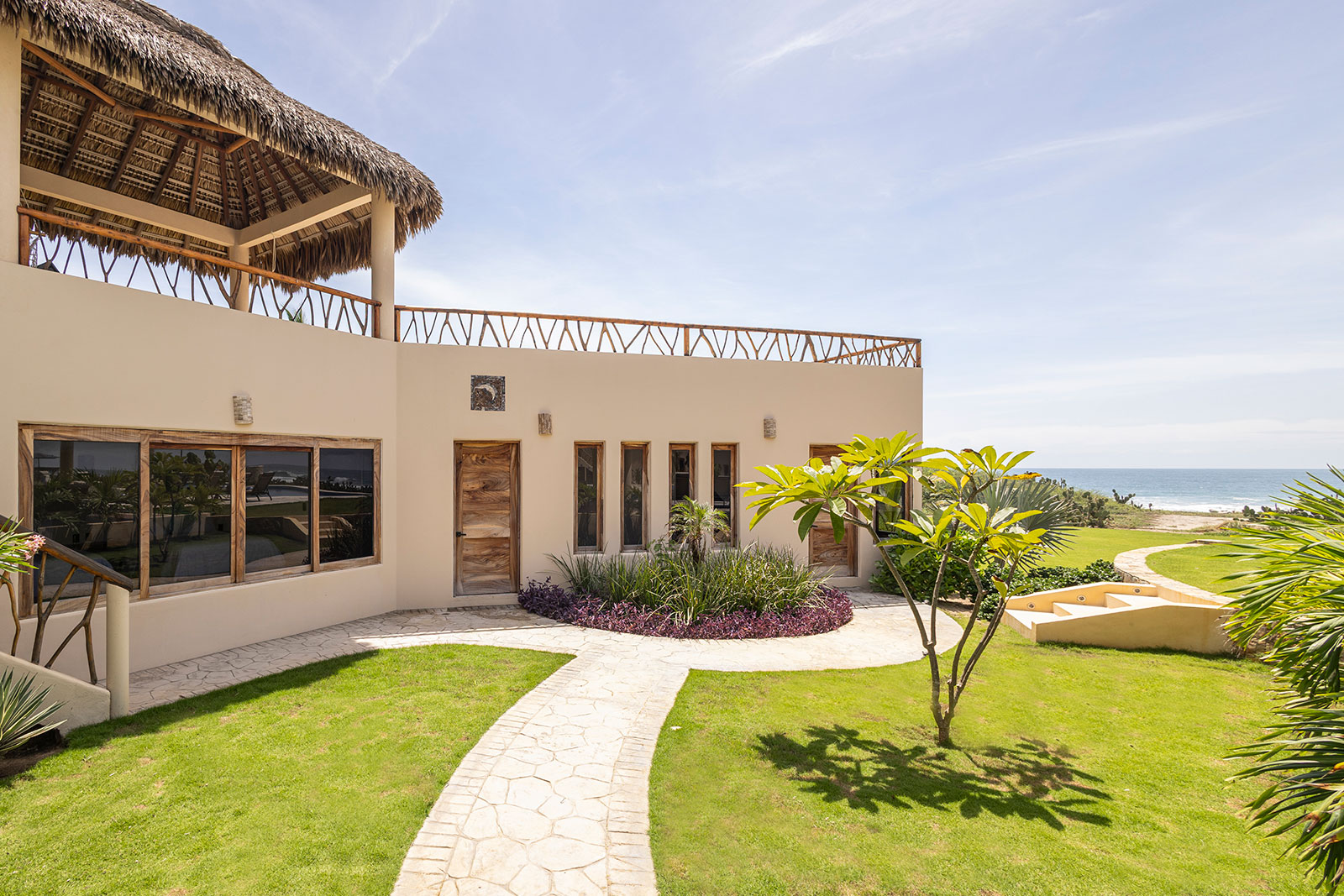Oaxaca_Luxe_Luxury_Villas_Experiences_Puerto_Escondido_Isla_Neptuno_39.1
