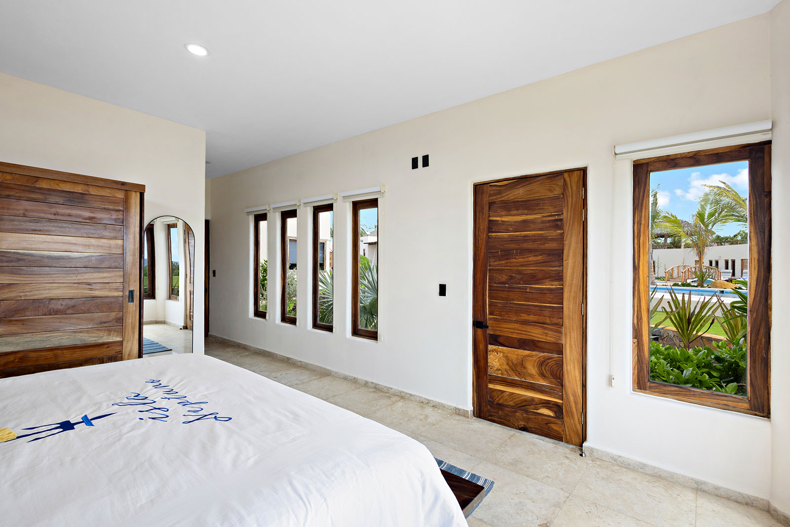 Oaxaca_Luxe_Luxury_Villas_Experiences_Puerto_Escondido_Isla_Neptuno_41
