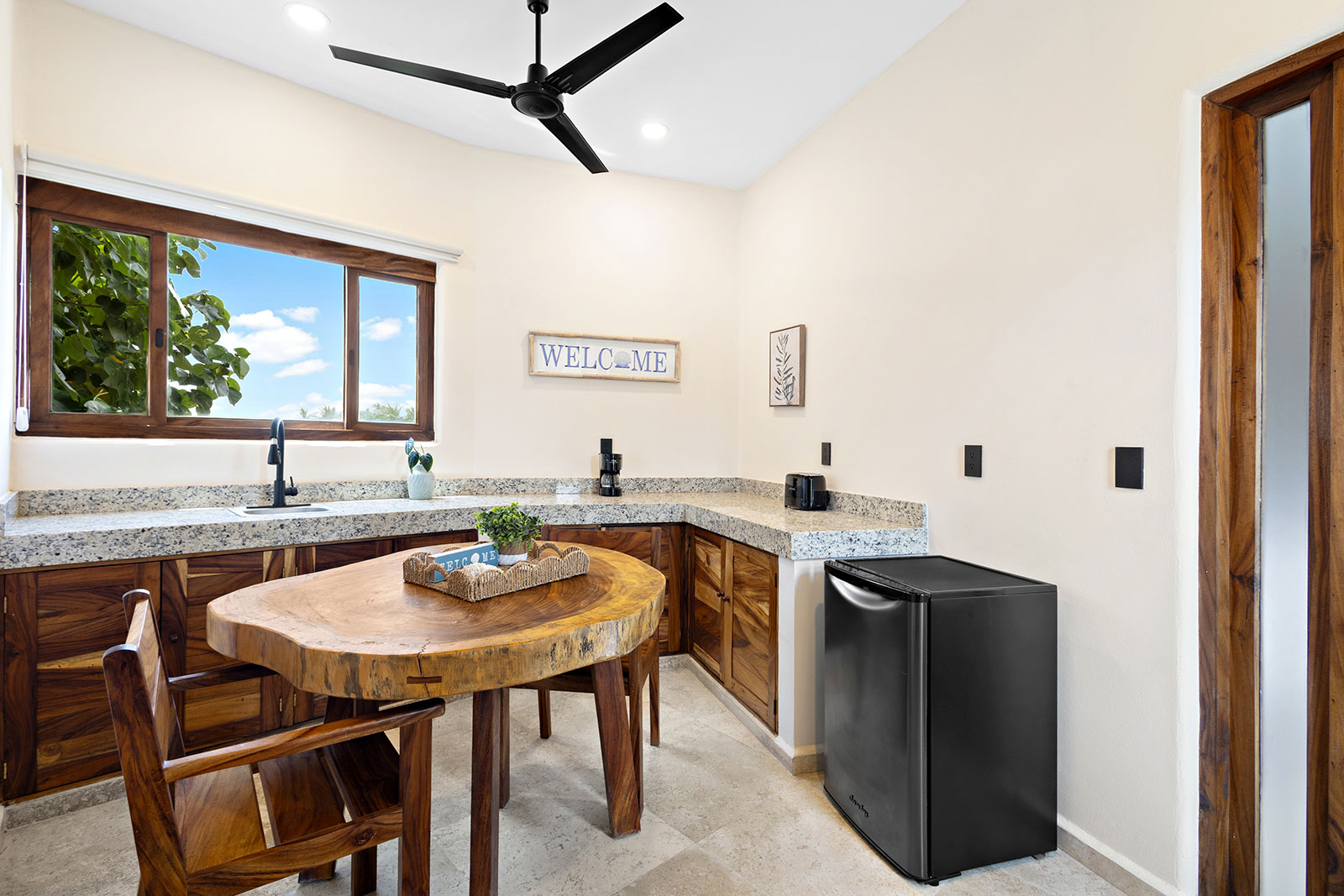 Oaxaca_Luxe_Luxury_Villas_Experiences_Puerto_Escondido_Isla_Neptuno_43