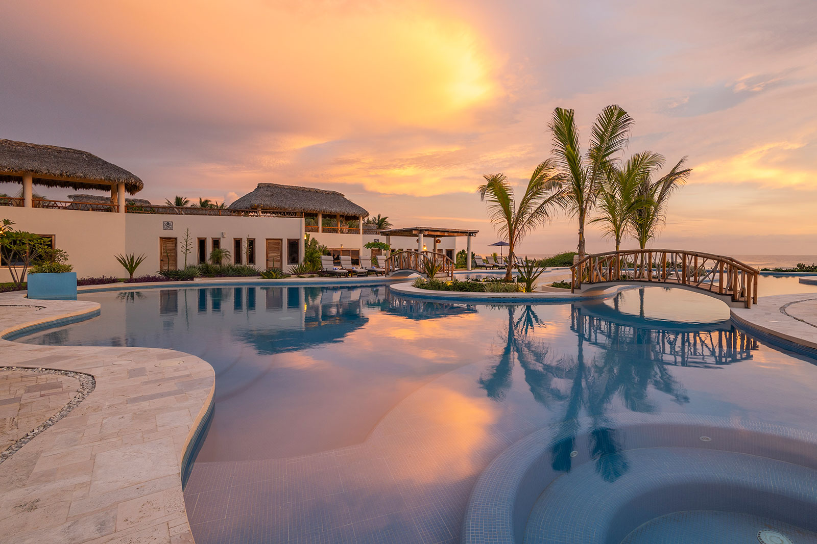 Oaxaca_Luxe_Luxury_Villas_Experiences_Puerto_Escondido_Isla_Neptuno_54