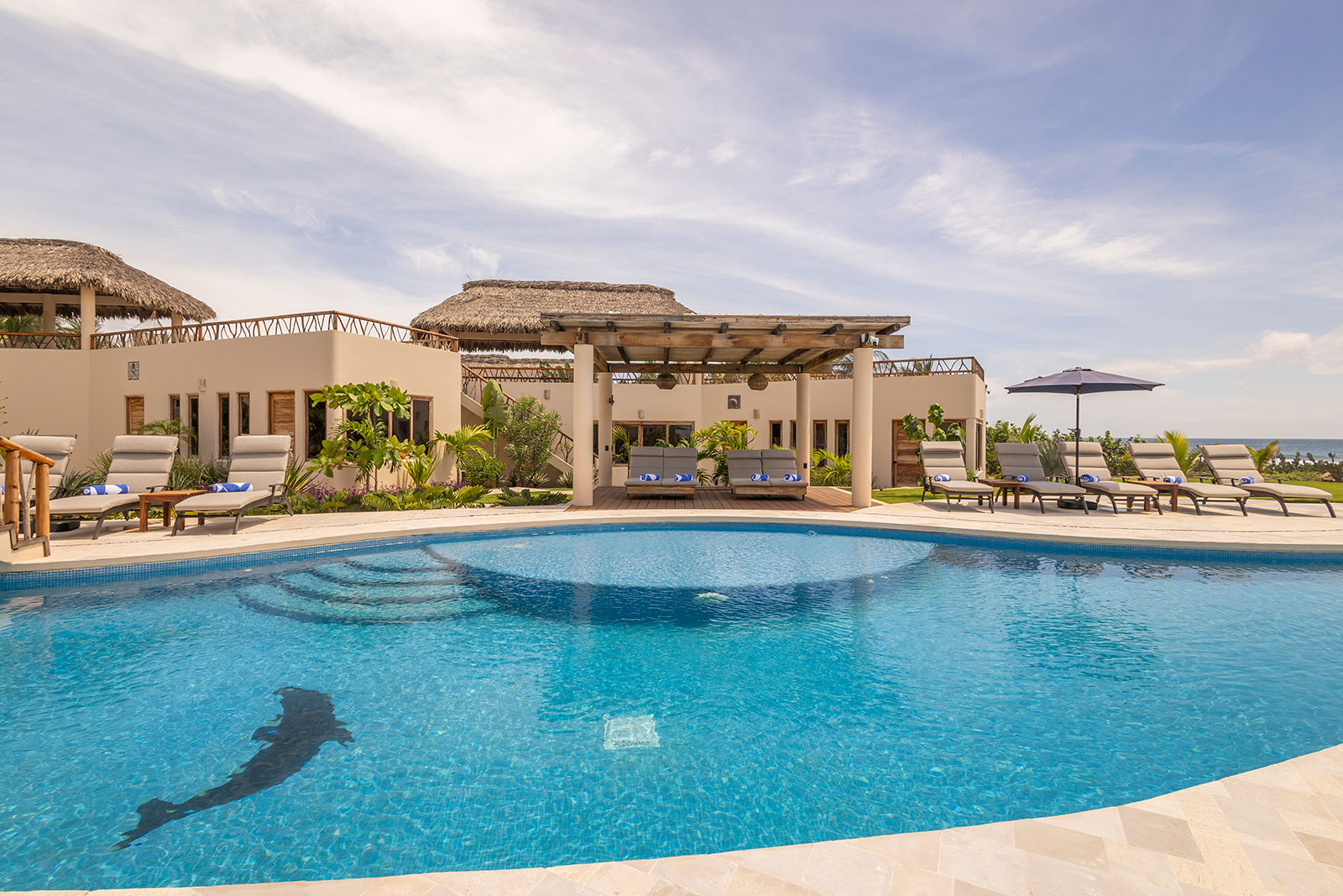Oaxaca_Luxe_Luxury_Villas_Experiences_Puerto_Escondido_Isla_Neptuno_6