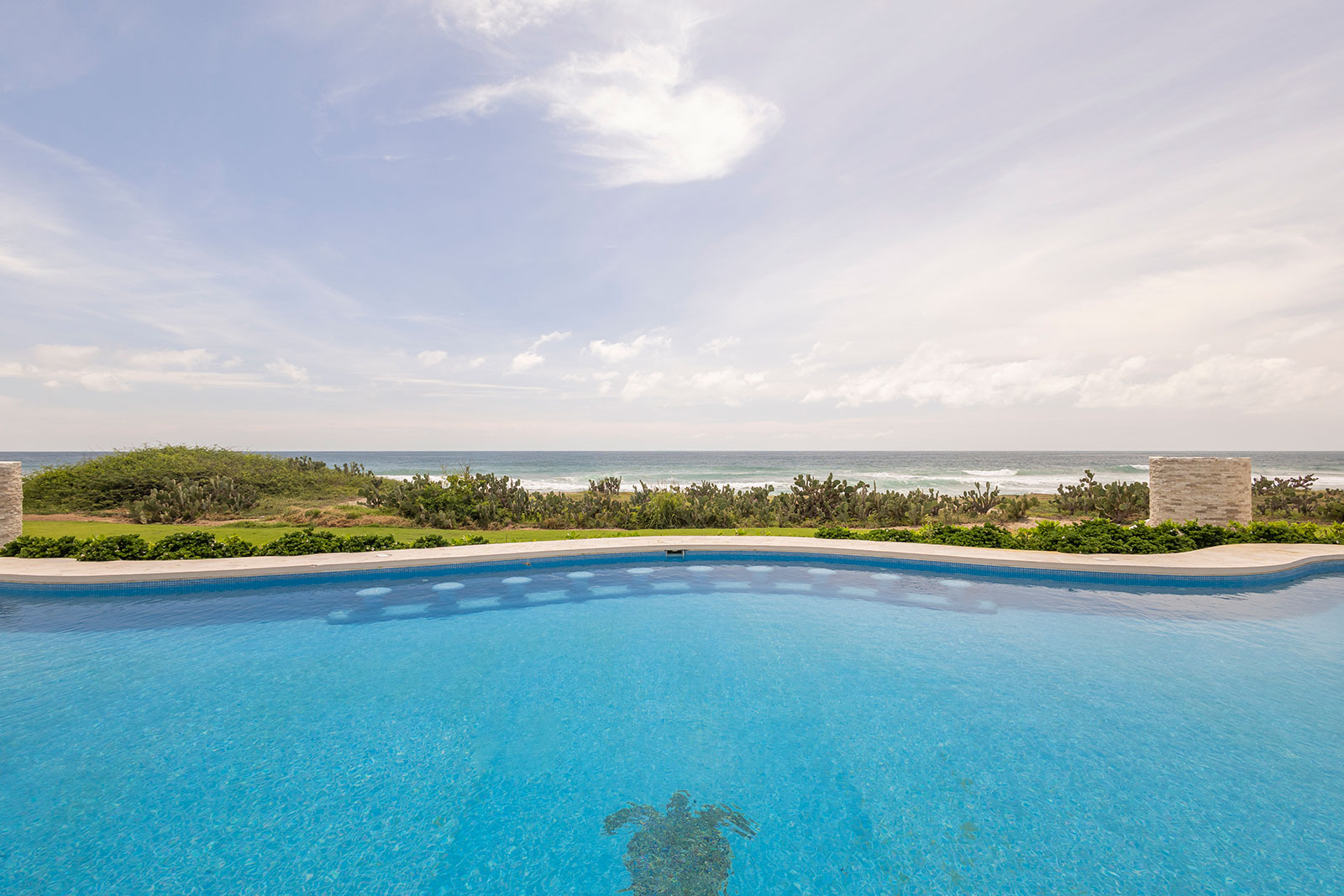 Oaxaca_Luxe_Luxury_Villas_Experiences_Puerto_Escondido_Isla_Neptuno_8