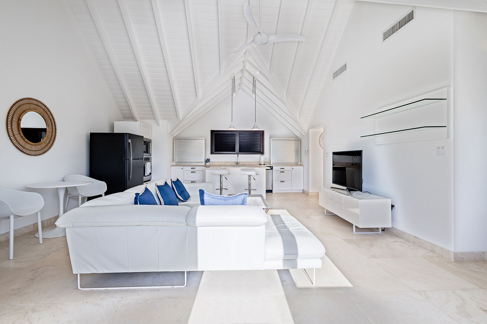 Maya_Luxe_Luxury_Villas_Experiences_Aguilla_Indigo_1D8A2550