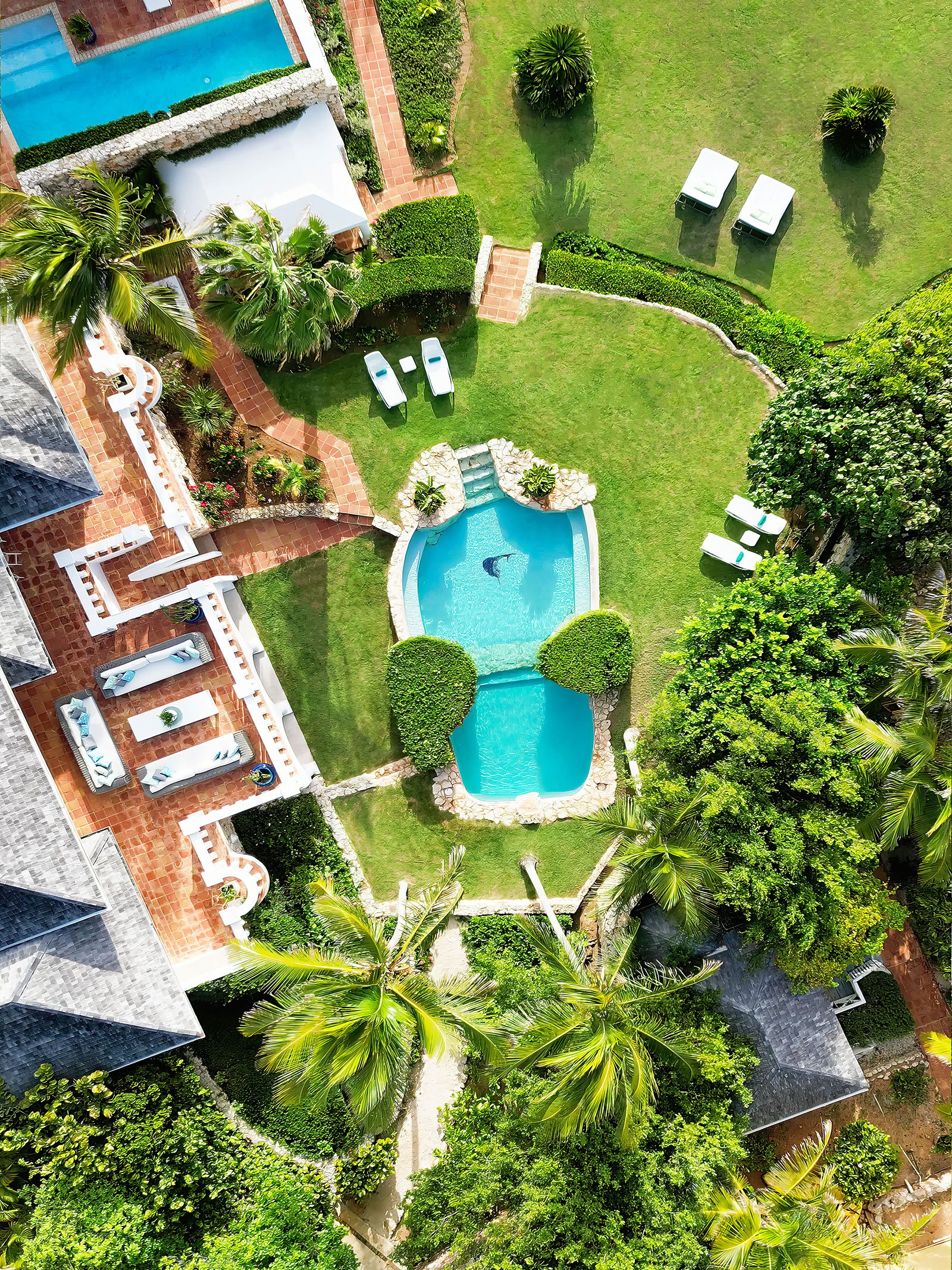 Maya_Luxe_Luxury_Villas_Experiences_Aguilla_Indigo_Villa-Indigo-pool2b-300dpi