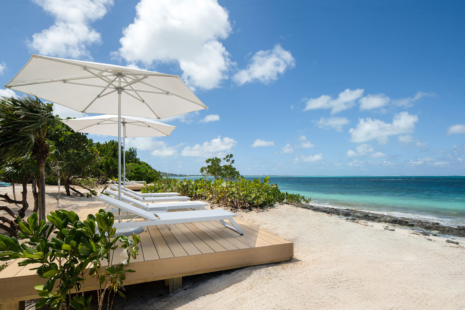 Maya Luxe Luxury Villas Experiences Turks Caicos Sandpebble 3