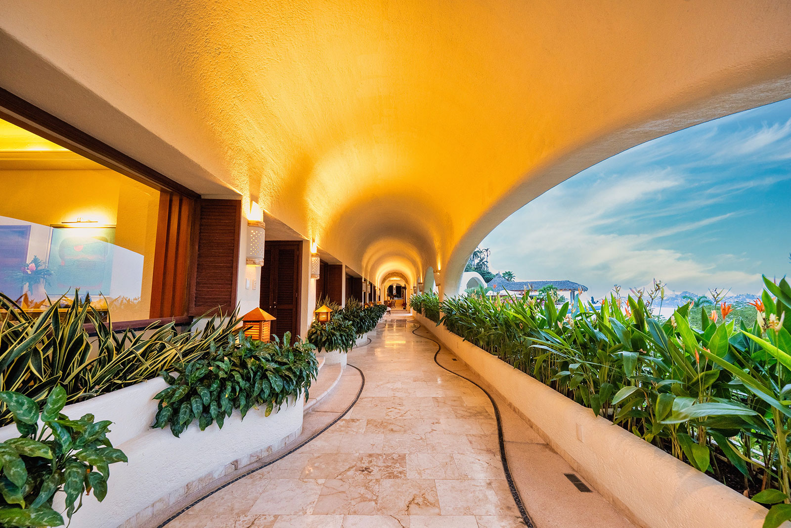 Maya Luxe Luxury Villas Experiences Acapulco Villa Sabalo 24 C7 Hallway (1)