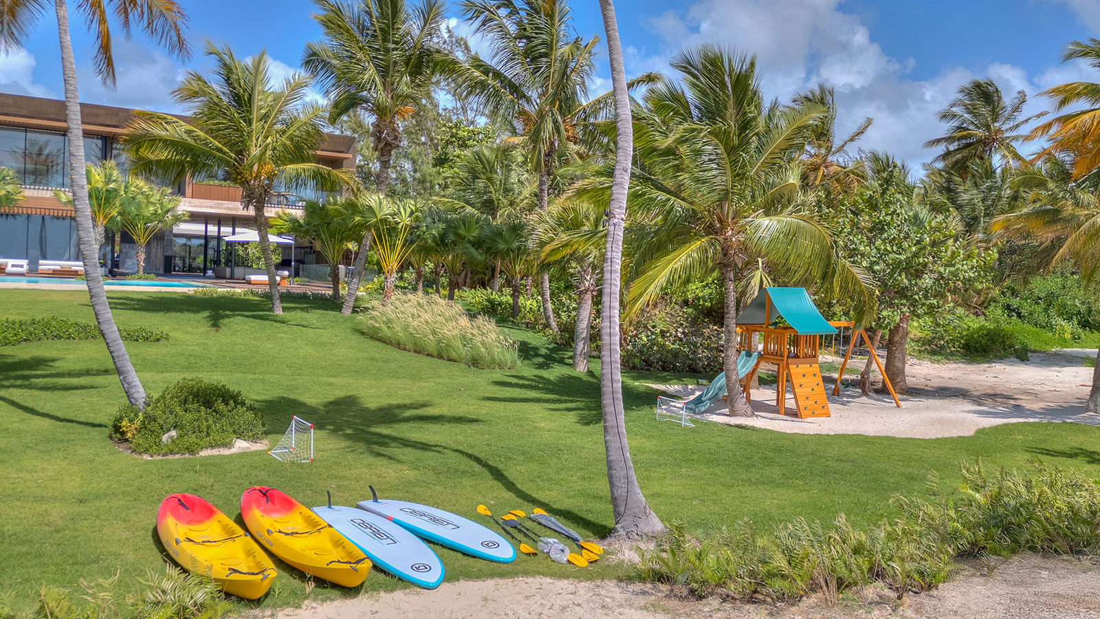 Maya Luxe Luxury Villas Experiences Dominican Republic Casa del MarJuanillo Beach side
