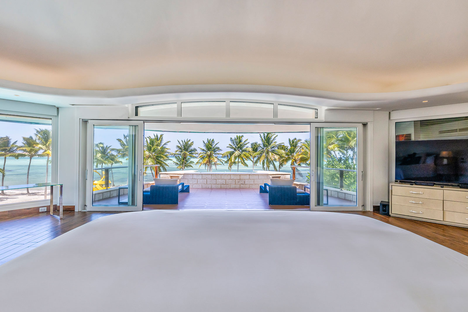 Maya Luxe Luxury Villas Experiences Dominican Republic Punta Cana Blue Oasis F30A0070 1 2