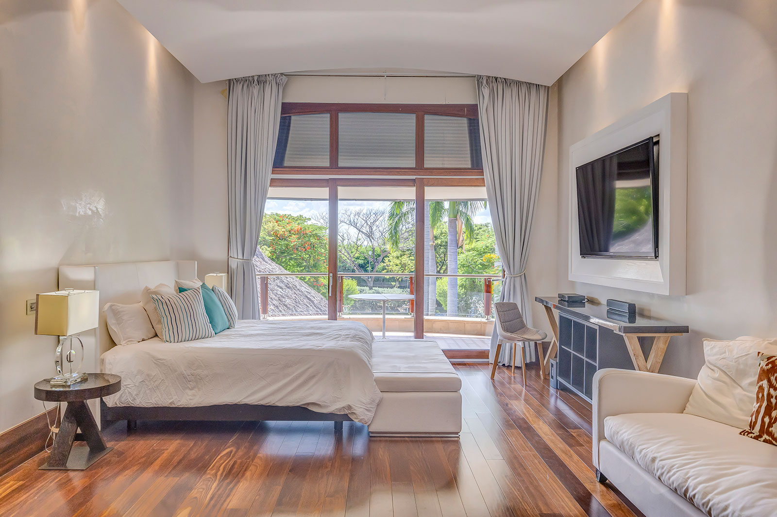 Maya Luxe Luxury Villas Experiences Dominican Republic Punta Cana Blue Oasis F30A0253 4 5