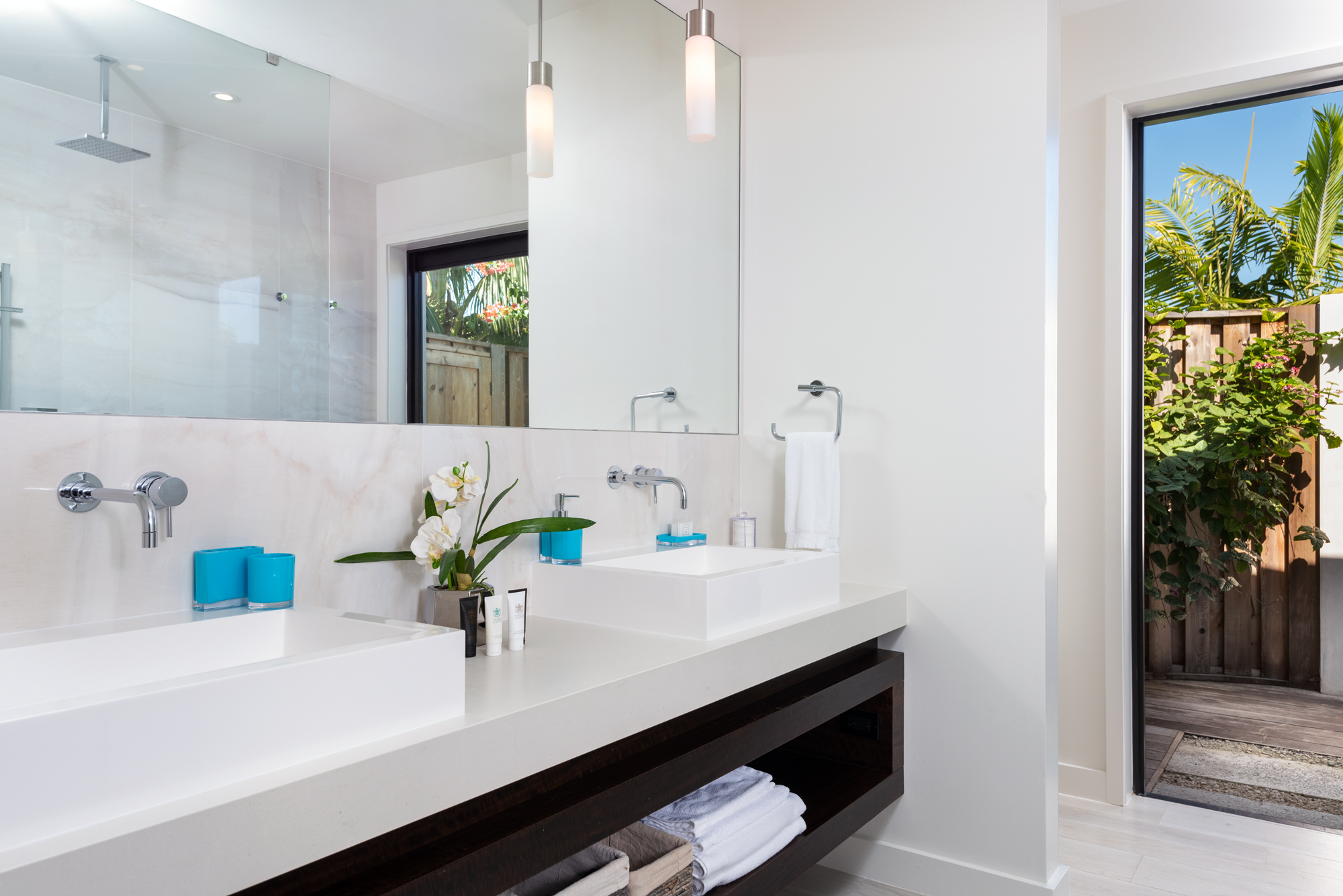 Maya Luxe Luxury Villa Rentals Experiences Turks Caicos Brise de Mer 12