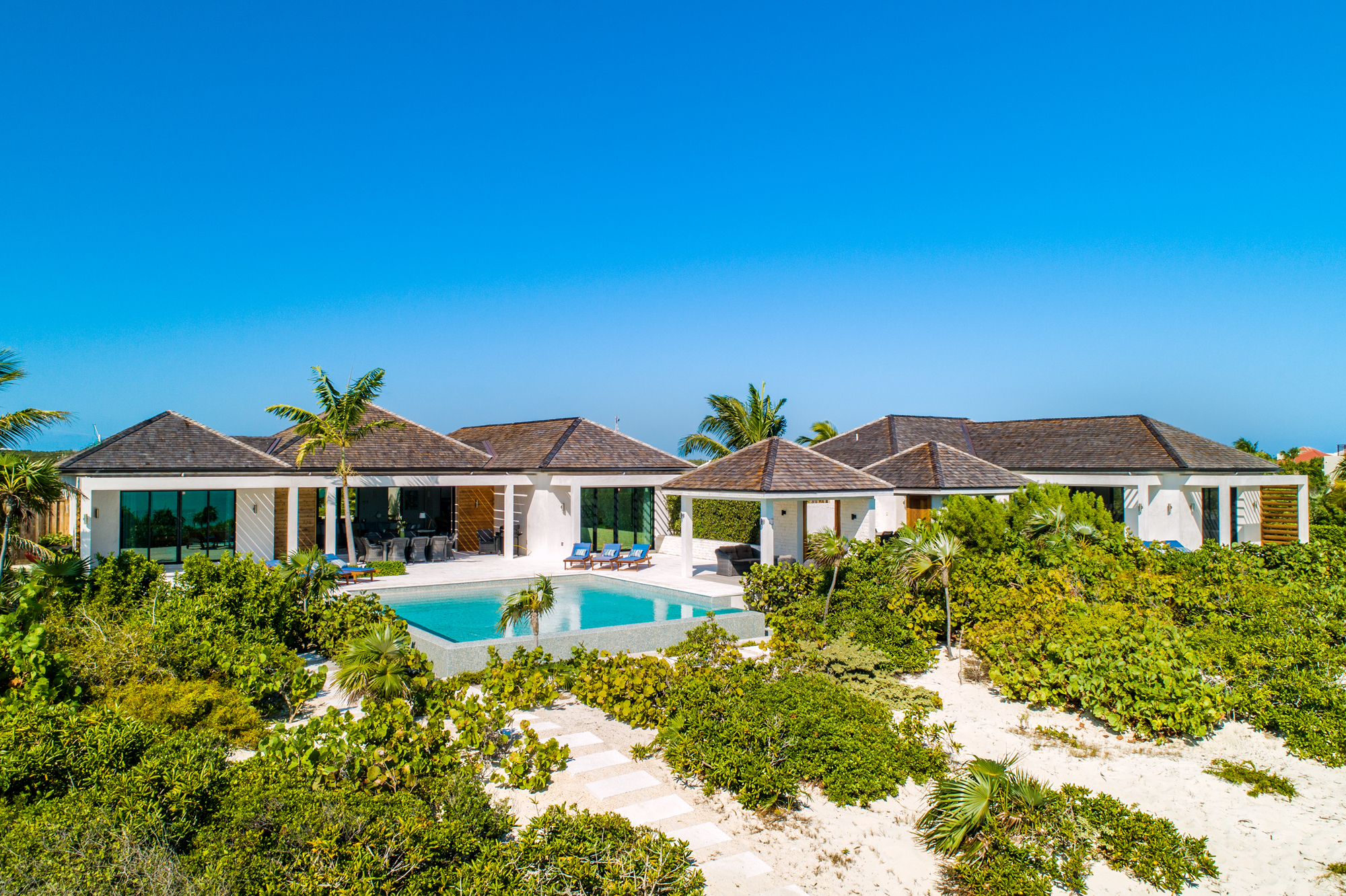 Maya Luxe Luxury Villa Rentals Experiences Turks Caicos Brise de Mer 2.3(1)