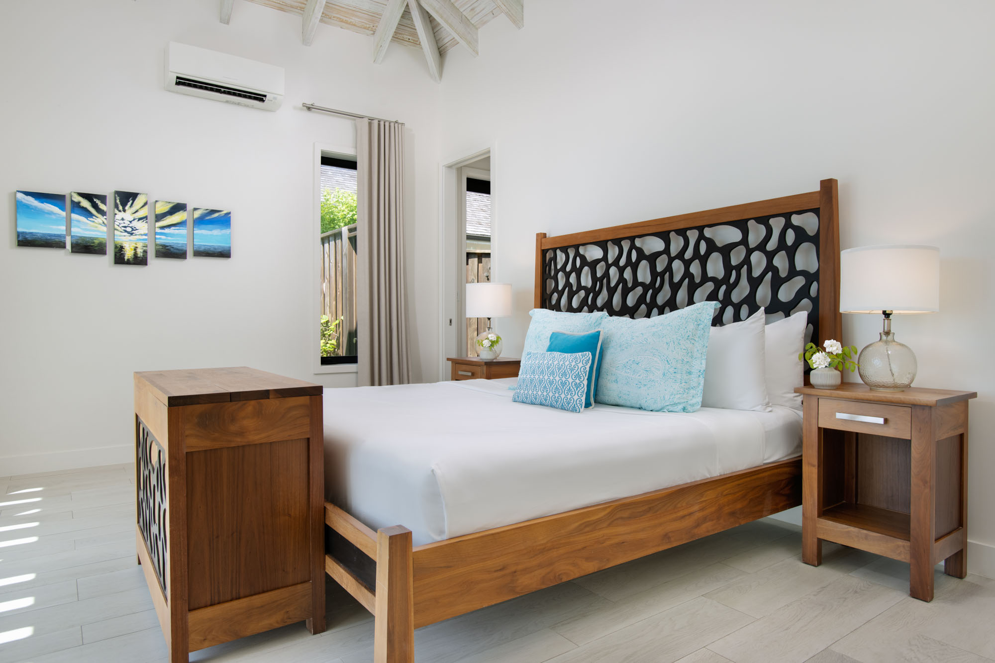Maya Luxe Luxury Villa Rentals Experiences Turks Caicos Brise de Mer 29