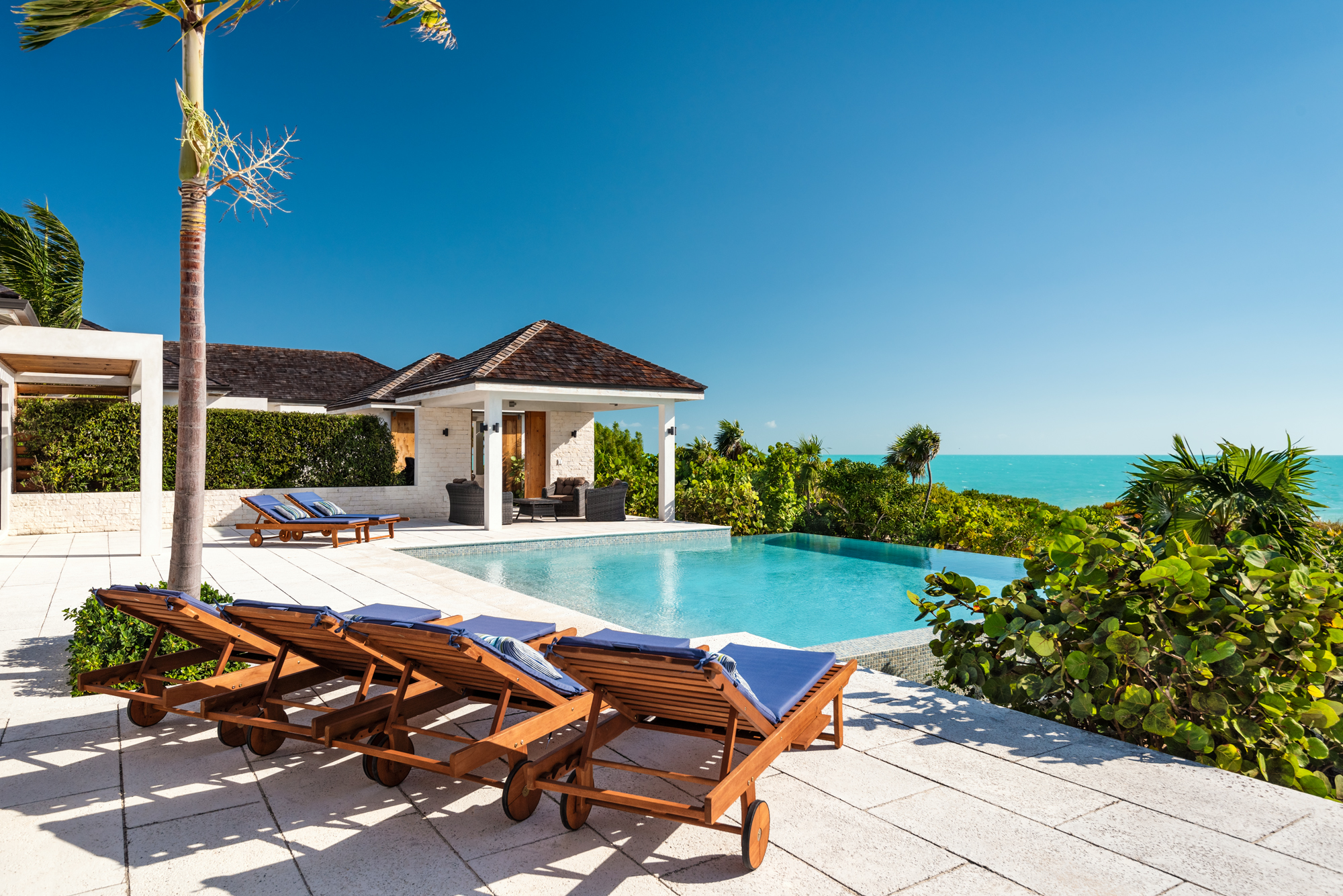 Maya Luxe Luxury Villa Rentals Experiences Turks Caicos Brise de Mer 3