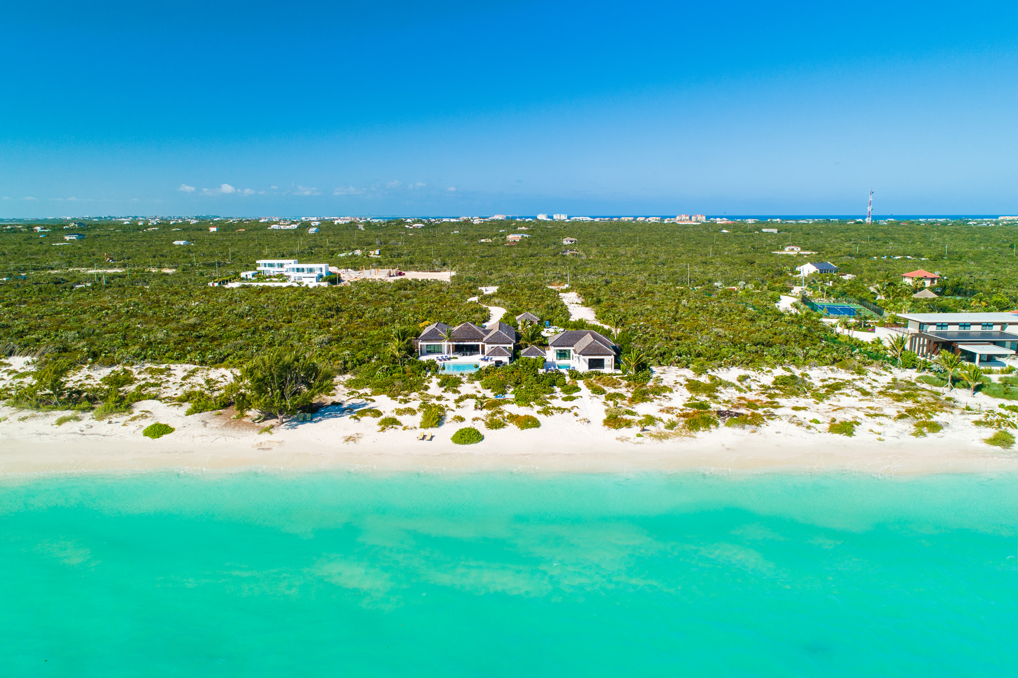 Maya Luxe Luxury Villa Rentals Experiences Turks Caicos Brise de Mer 36
