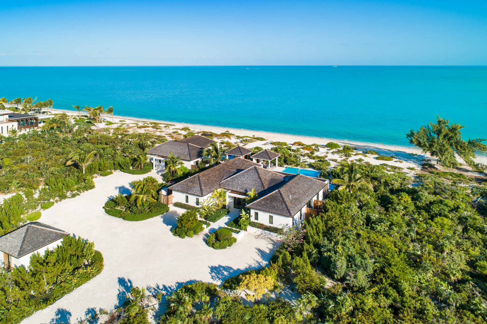 Maya Luxe Luxury Villa Rentals Experiences Turks Caicos Brise de Mer 38