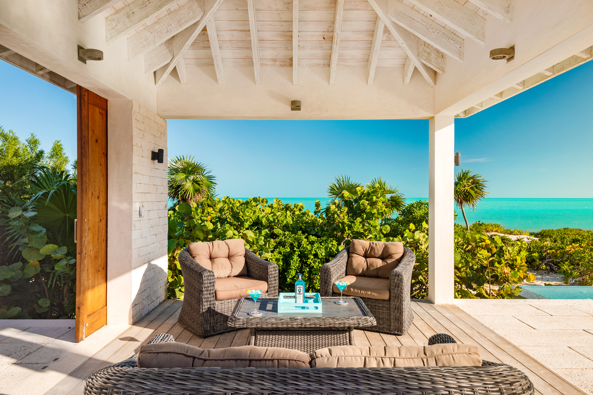 Maya Luxe Luxury Villa Rentals Experiences Turks Caicos Brise de Mer 5