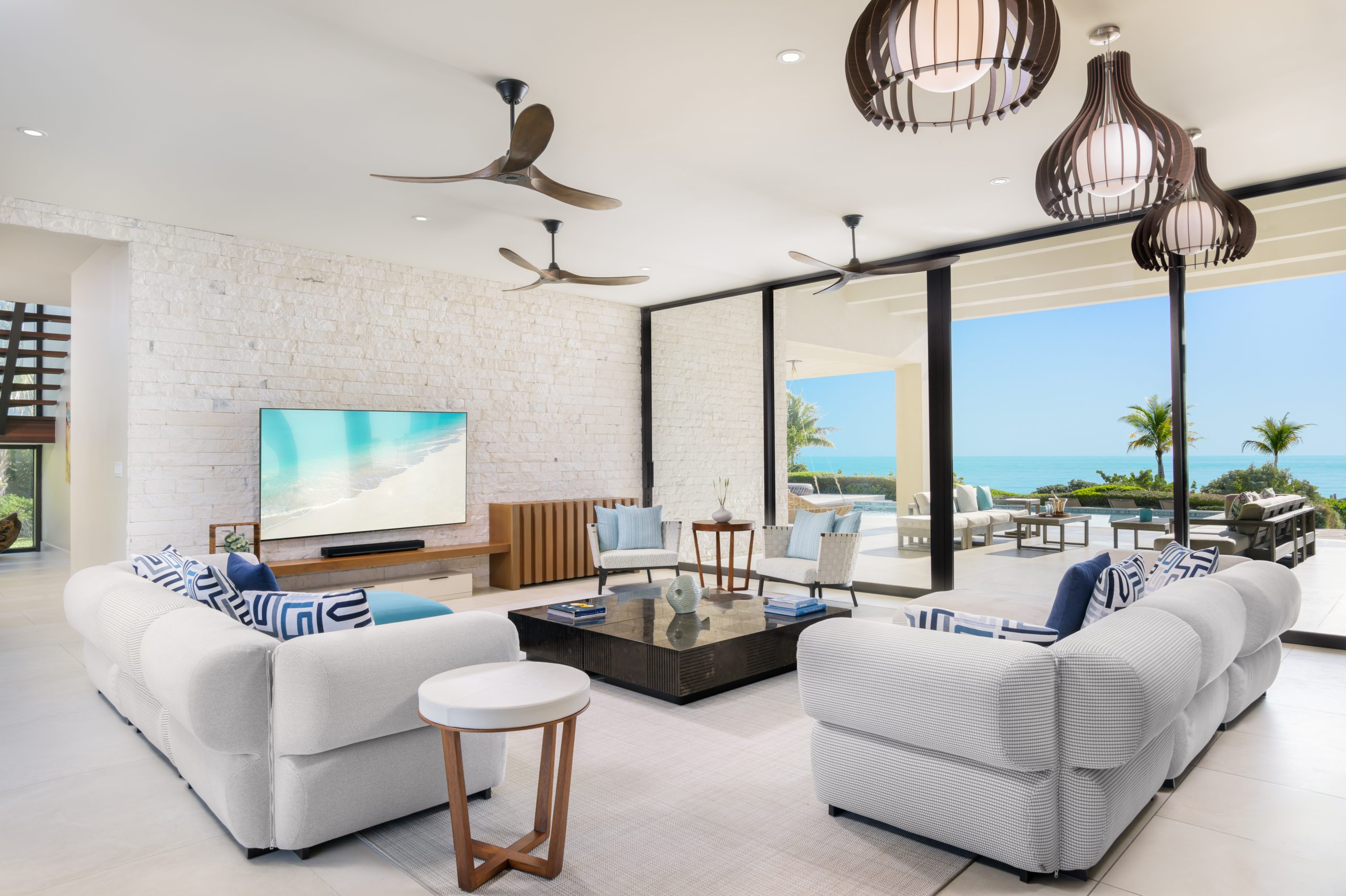 Maya Luxe Luxury Villa Rentals Experiences Turks Caicos Clevelander 01