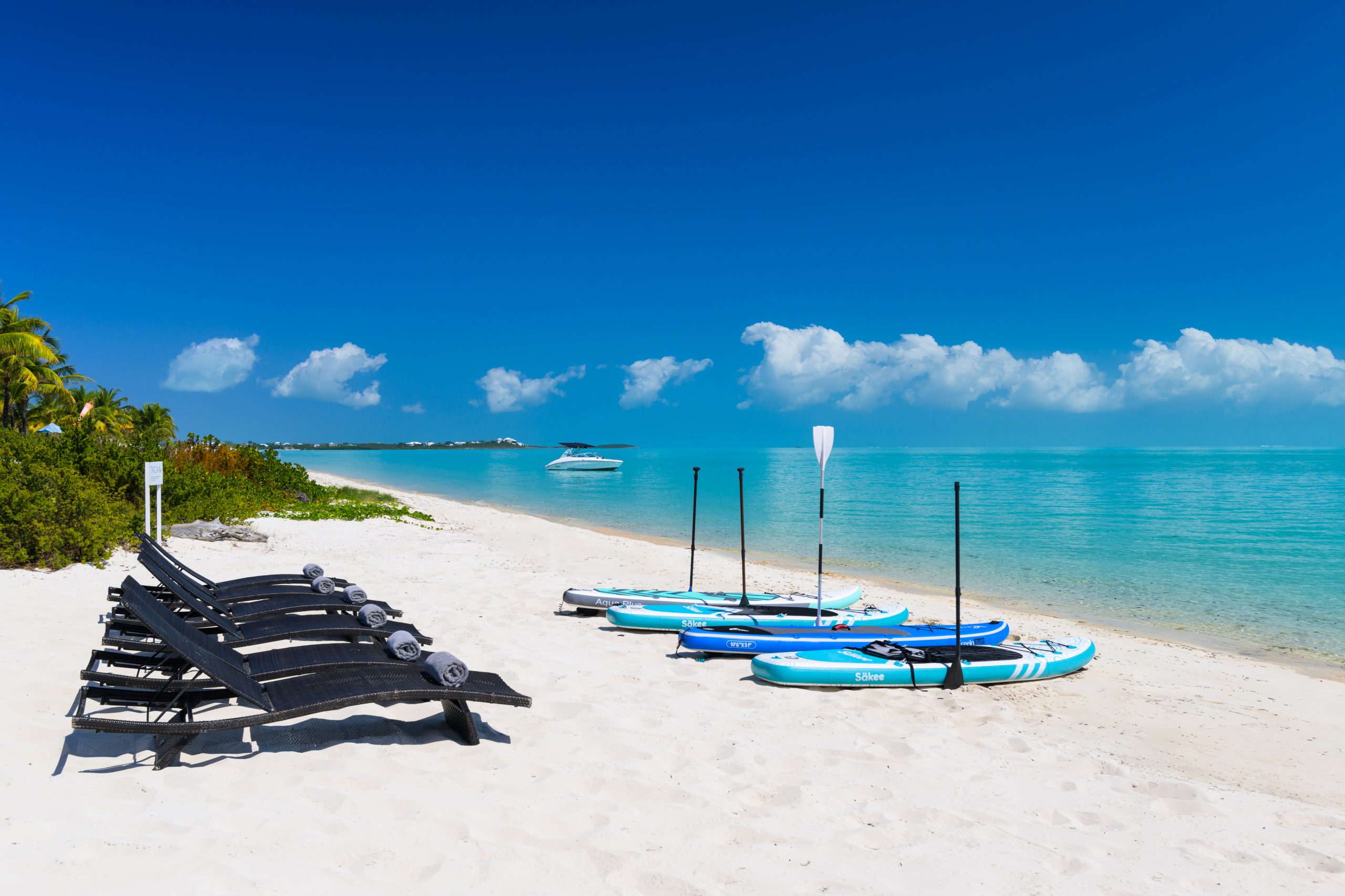 Maya Luxe Luxury Villa Rentals Experiences Turks Caicos Clevelander 15