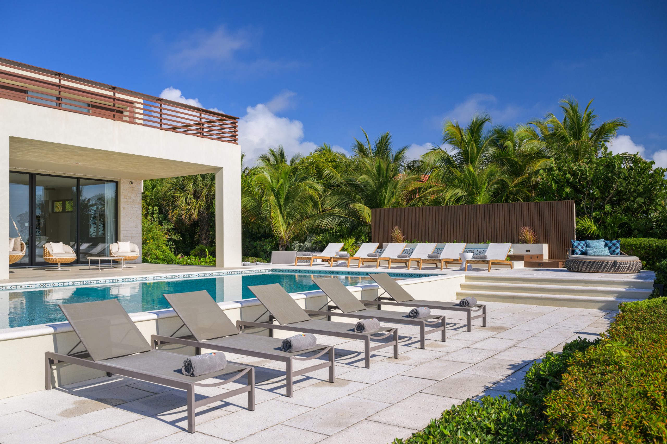 Maya Luxe Luxury Villa Rentals Experiences Turks Caicos Clevelander 25