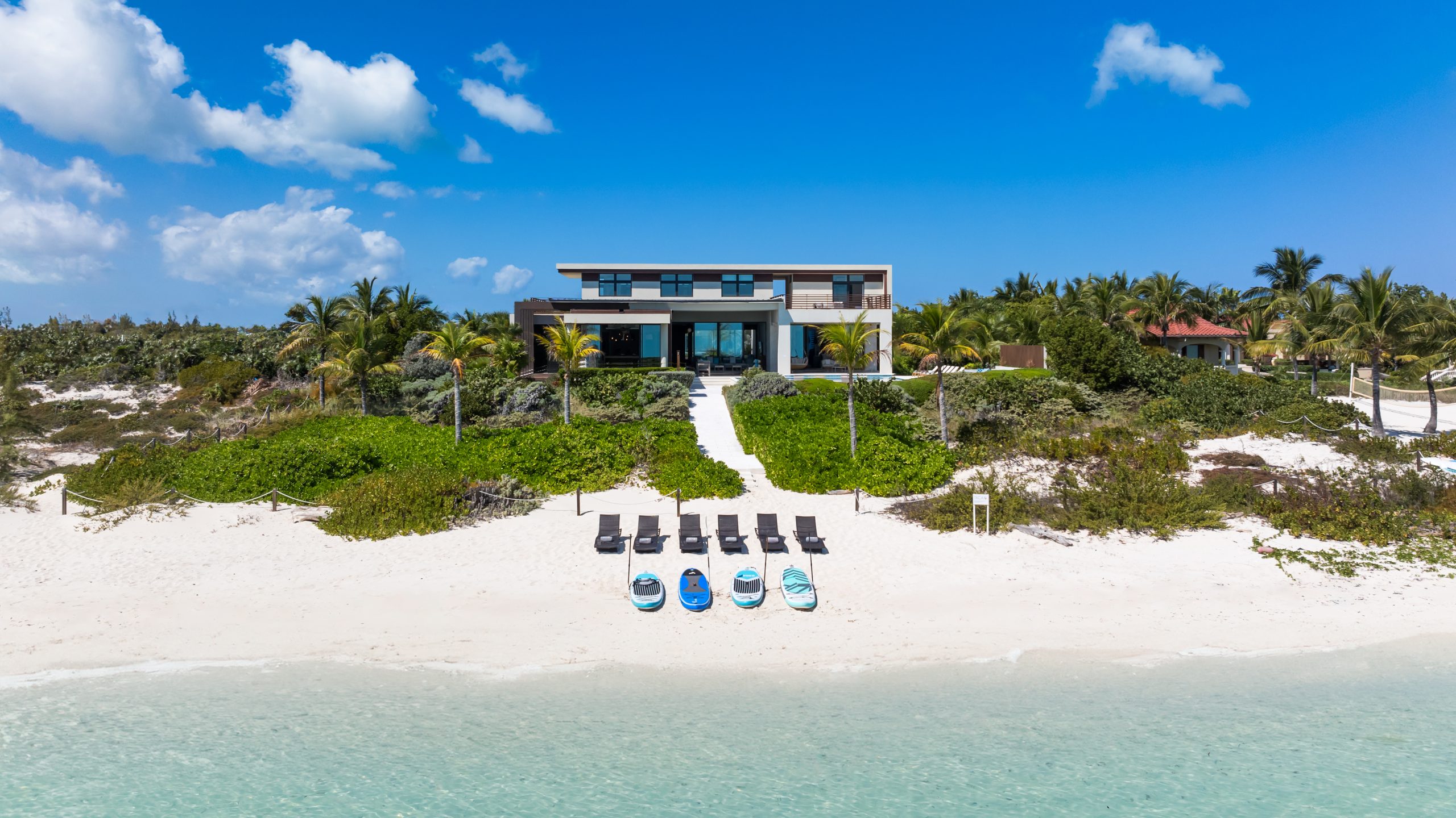 Maya Luxe Luxury Villa Rentals Experiences Turks Caicos Clevelander 33