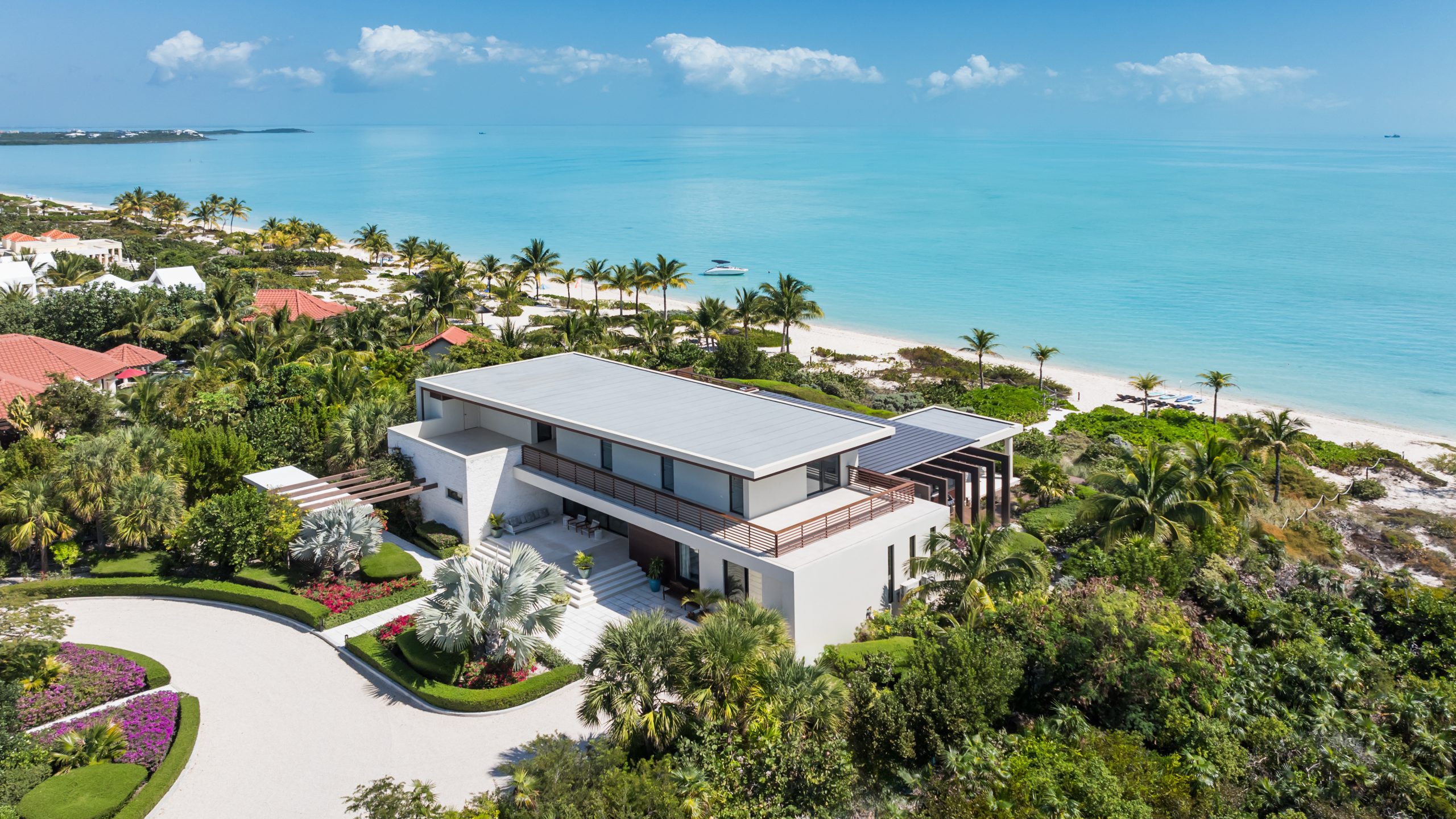 Maya Luxe Luxury Villa Rentals Experiences Turks Caicos Clevelander 46