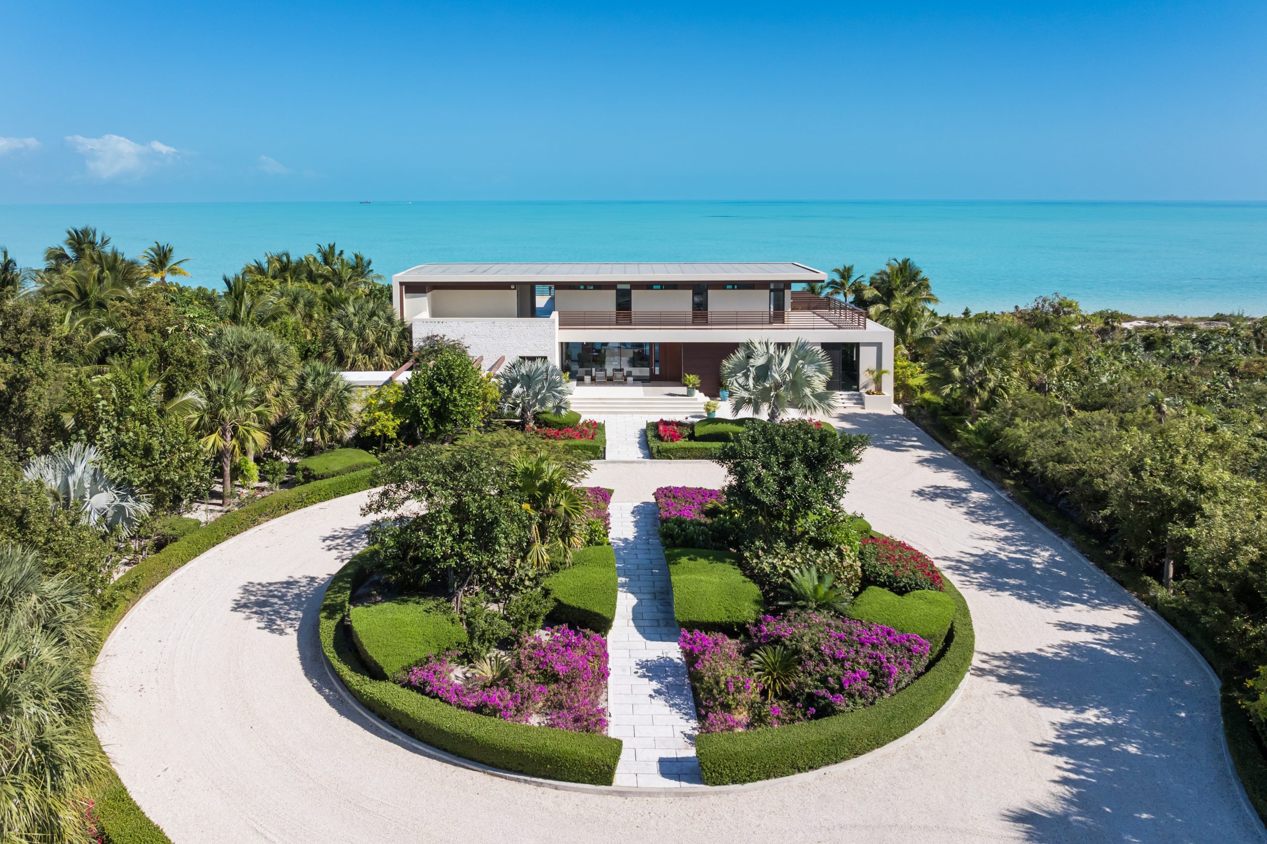 Maya Luxe Luxury Villa Rentals Experiences Turks Caicos Clevelander 47