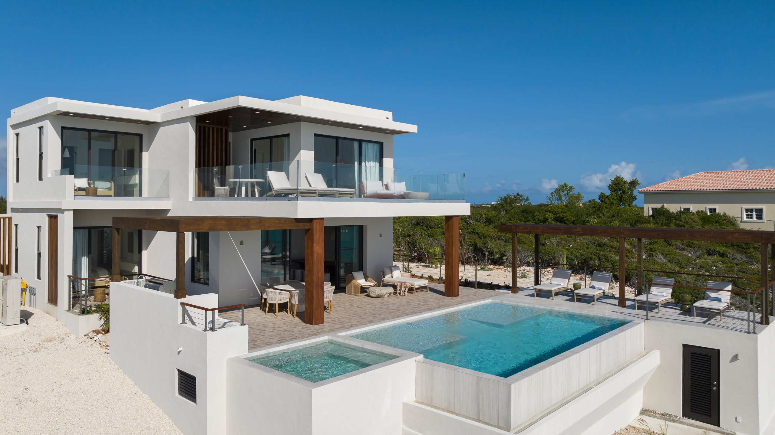 Maya Luxe Luxury Villa Rentals Experiences Turks Caicos Coco Rock Villas 40