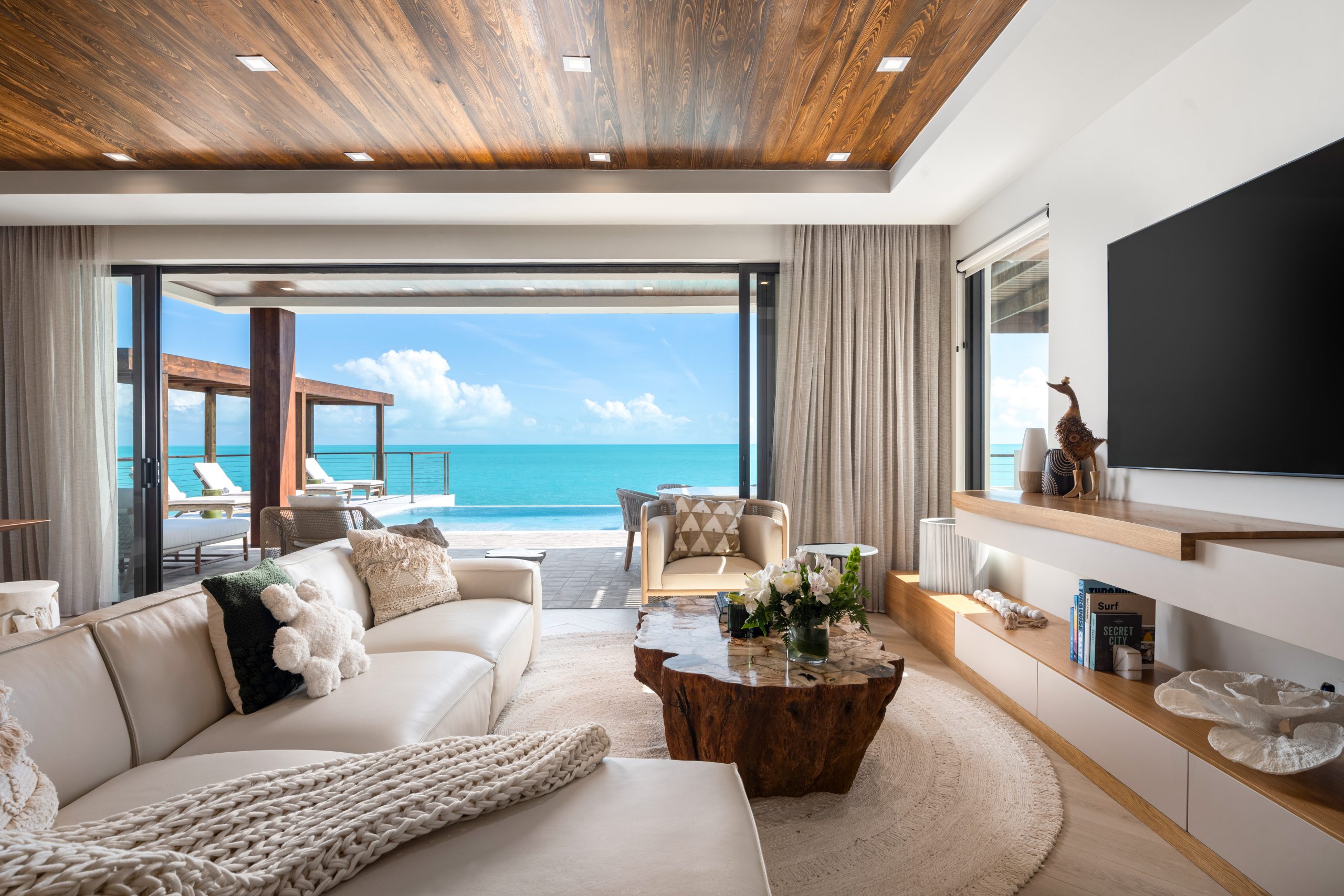 Maya Luxe Luxury Villa Rentals Experiences Turks Caicos Coco Rock Villas 50.2