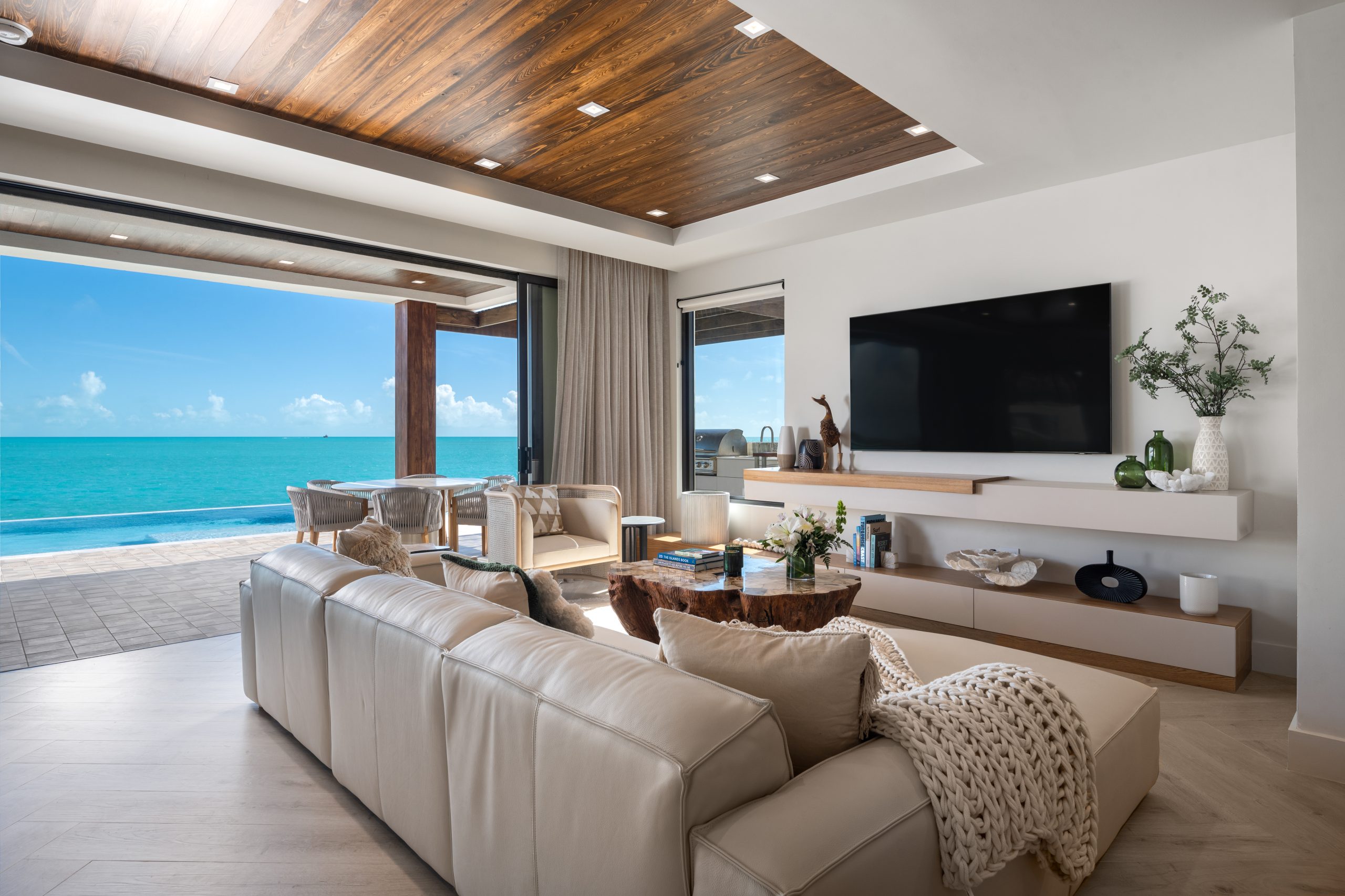 Maya Luxe Luxury Villa Rentals Experiences Turks Caicos Coco Rock Villas 50.3