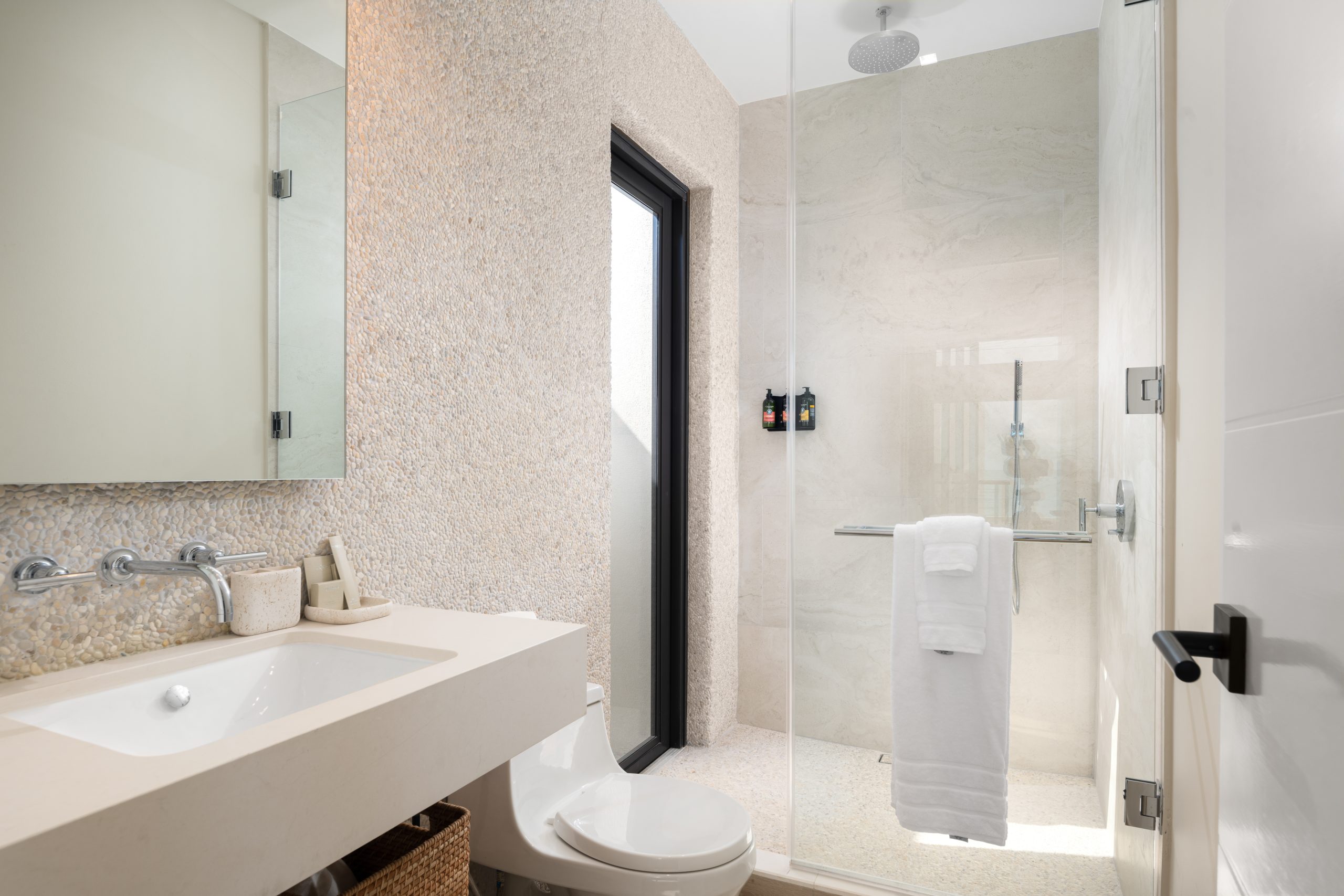 Maya Luxe Luxury Villa Rentals Experiences Turks Caicos Coco Rock Villas 64