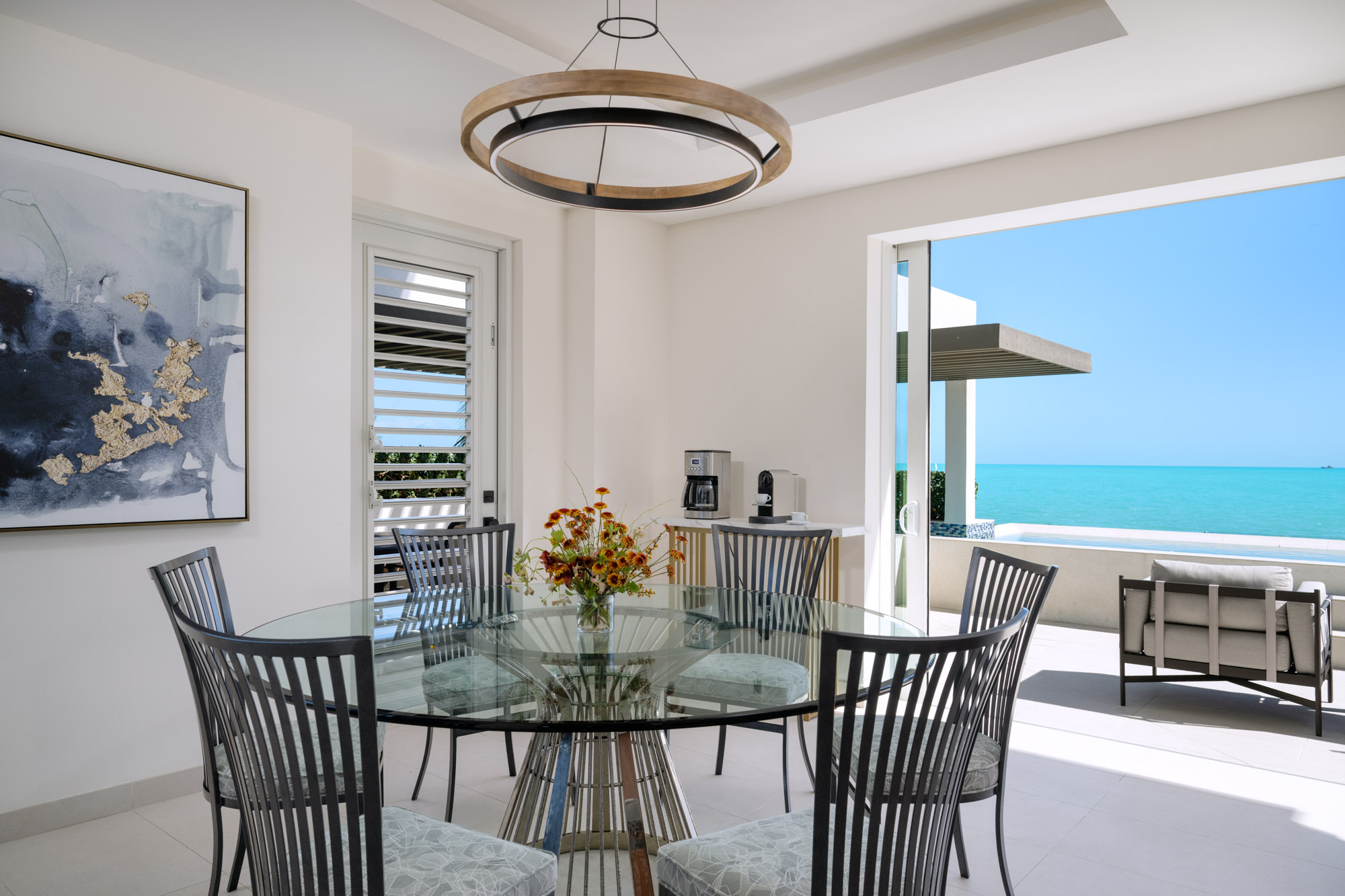 Maya Luxe Luxury Villa Rentals Experiences Turks Caicos Goldfinger Villa Goldfinger 03