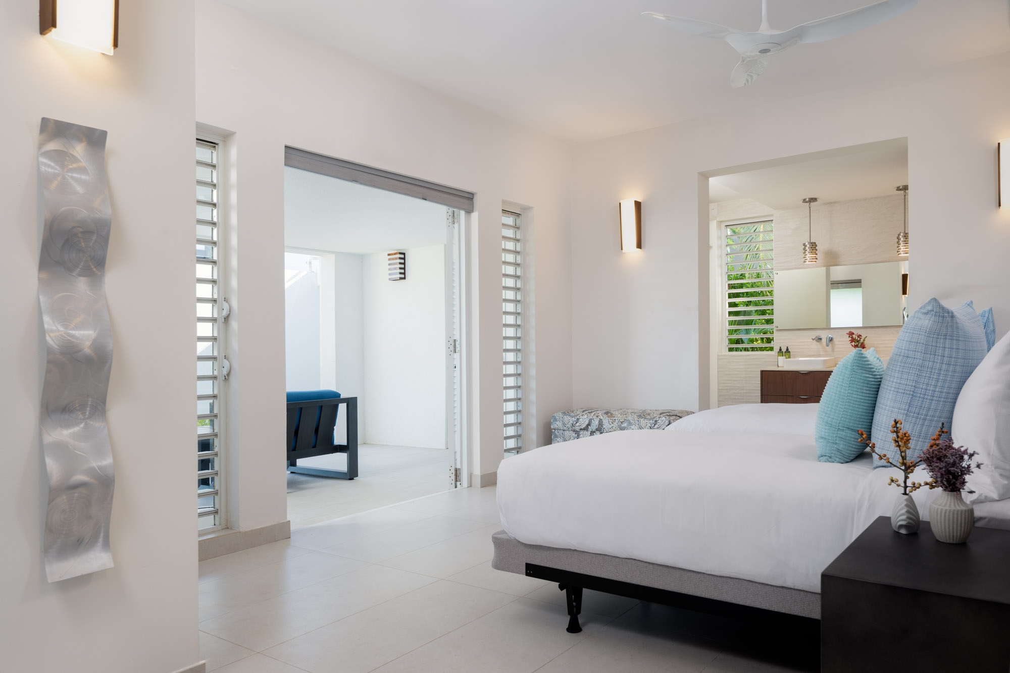 Maya Luxe Luxury Villa Rentals Experiences Turks Caicos Goldfinger Villa Goldfinger 20