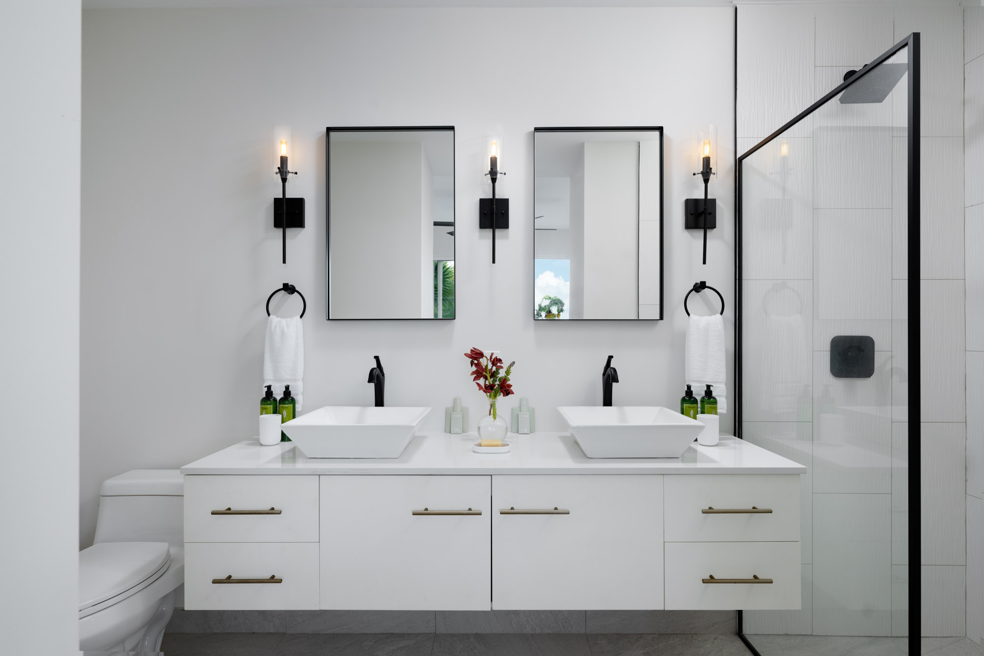 Maya Luxe Luxury Villa Rentals Experiences Turks Caicos Goldfinger Villa Goldfinger 27