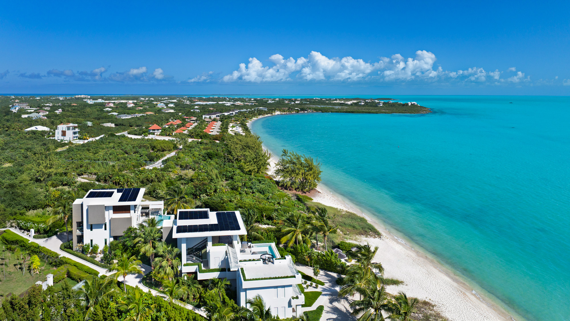 Maya Luxe Luxury Villa Rentals Experiences Turks Caicos Goldfinger Villa Goldfinger 31 retouch