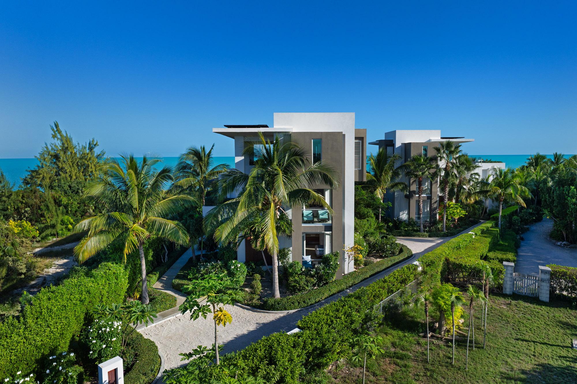 Maya Luxe Luxury Villa Rentals Experiences Turks Caicos Goldfinger Villa Goldfinger 40