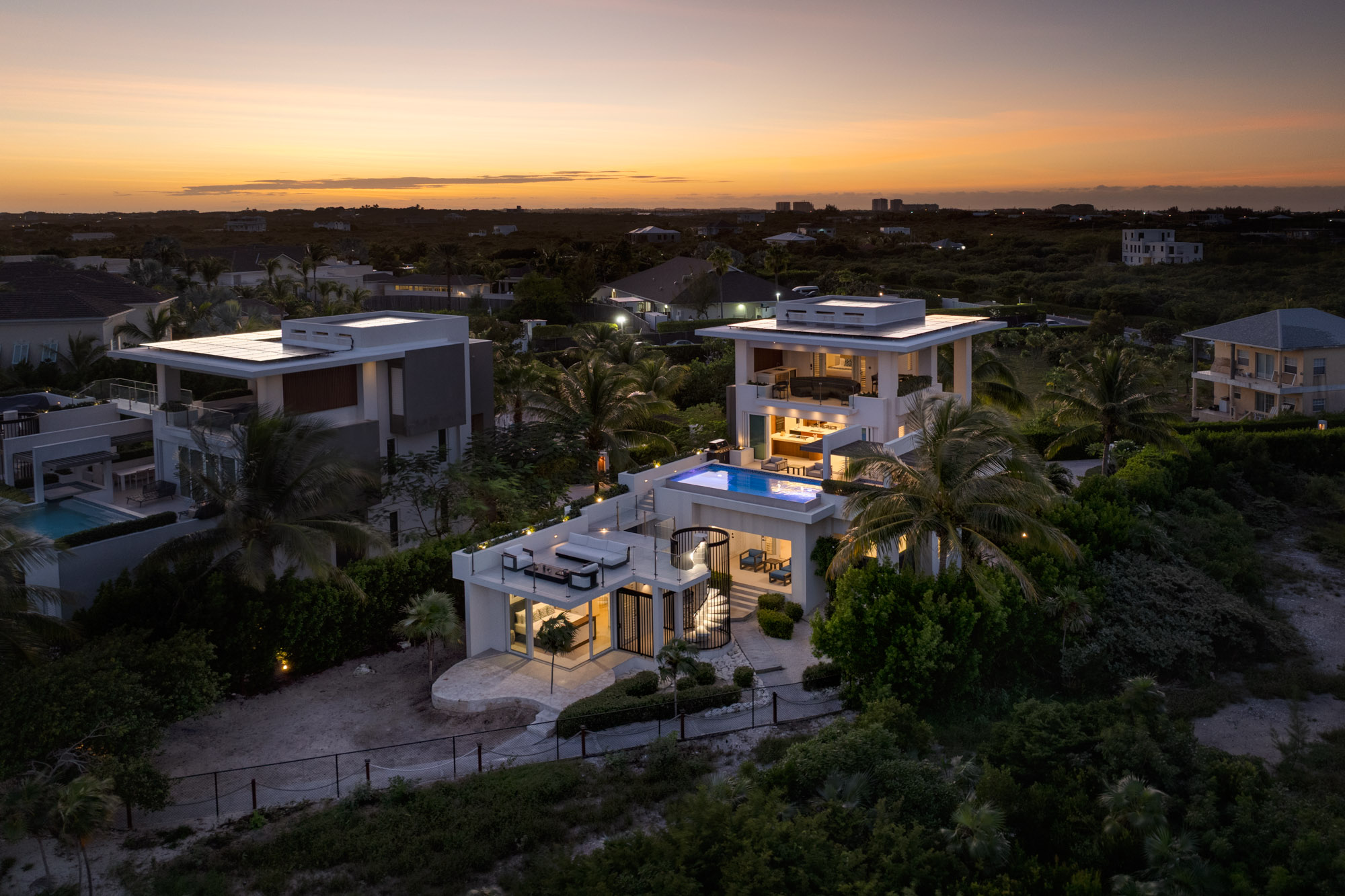 Maya Luxe Luxury Villa Rentals Experiences Turks Caicos Goldfinger Villa Goldfinger 44